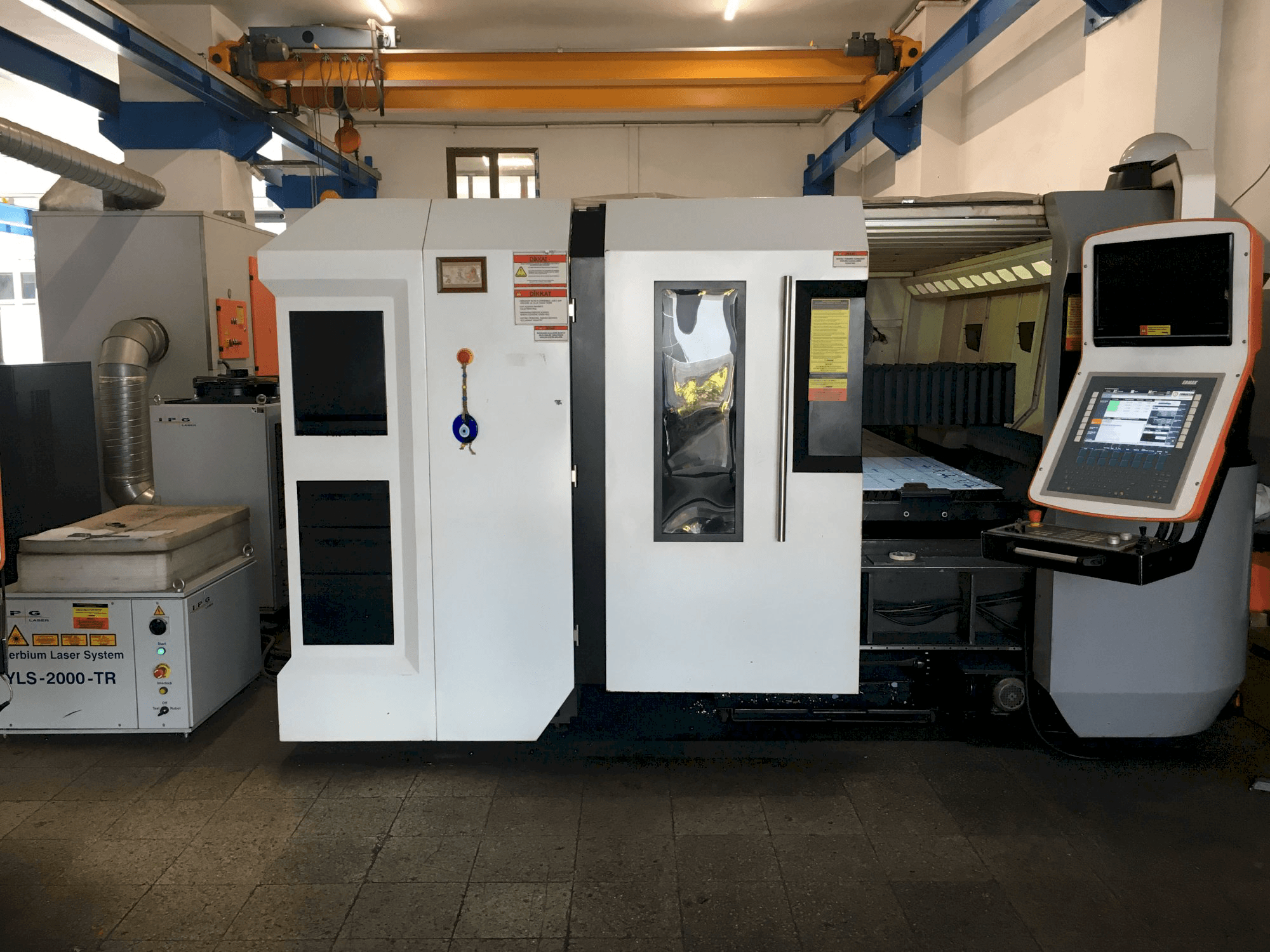 Front view of ERMAKSAN FIBERMAK Momentum Gen-3 Machine