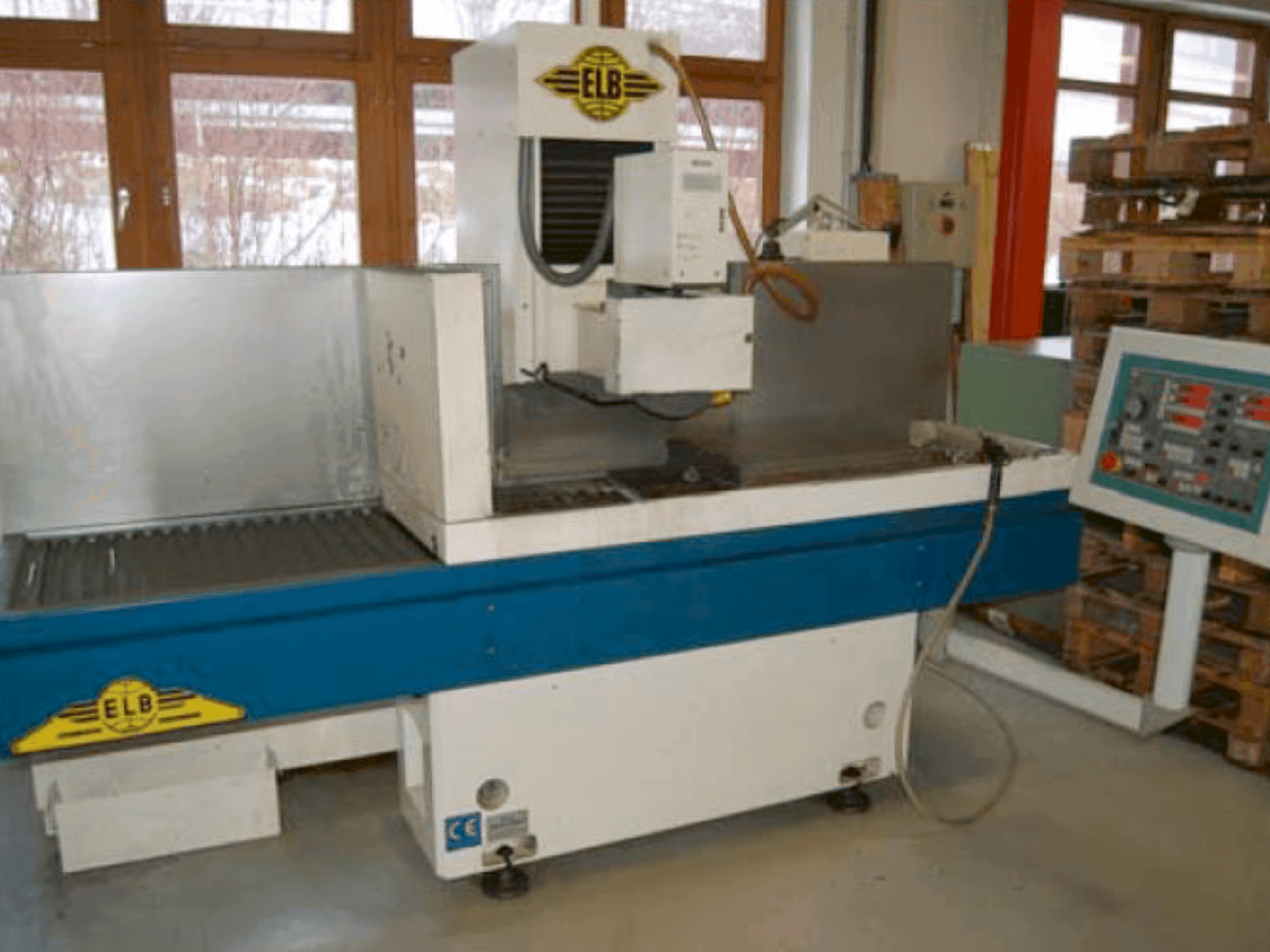 Front view of ELB Perfekt 6 SPS machine