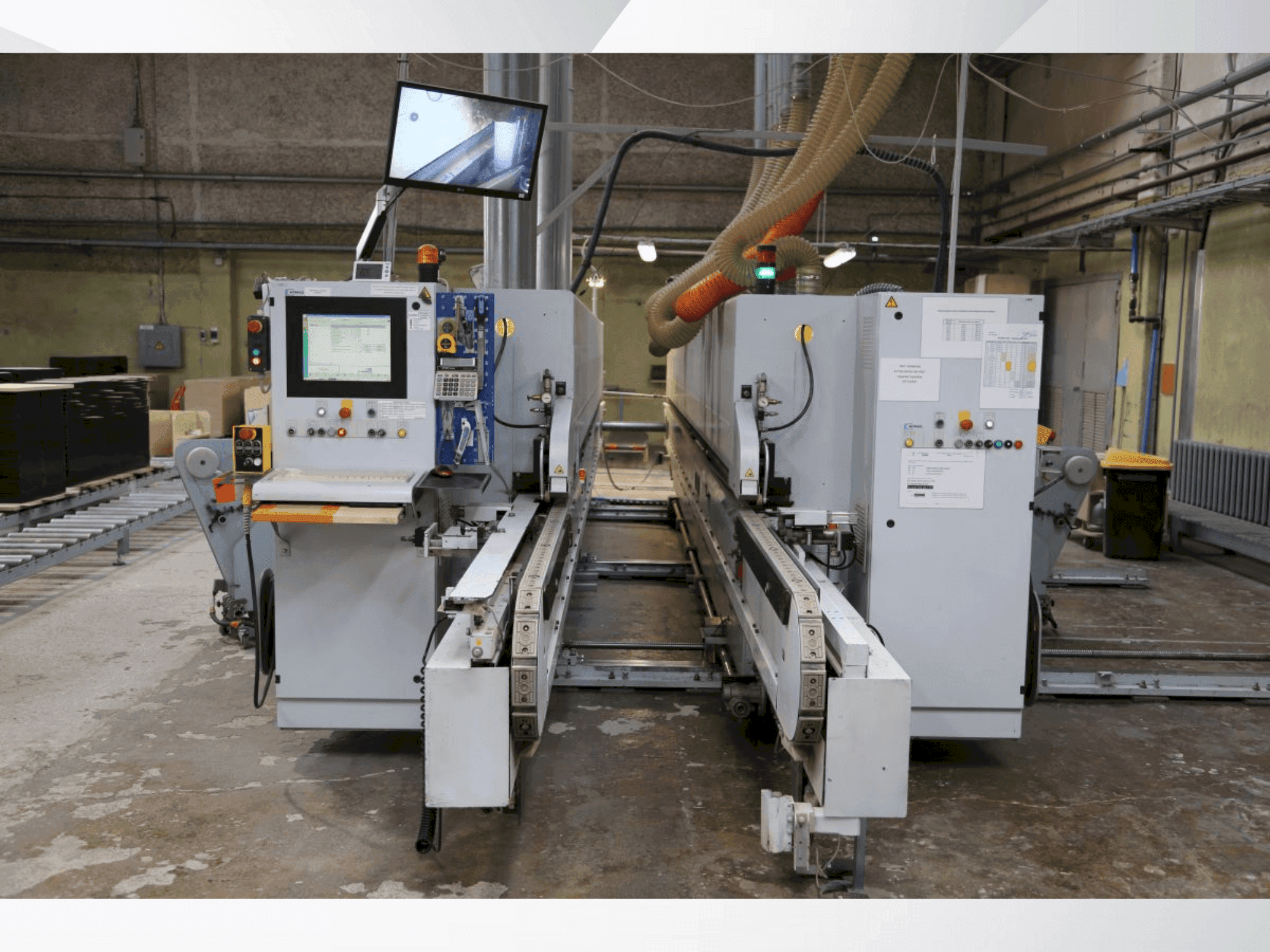 Front view of HOMAG KFL 526 / C machine