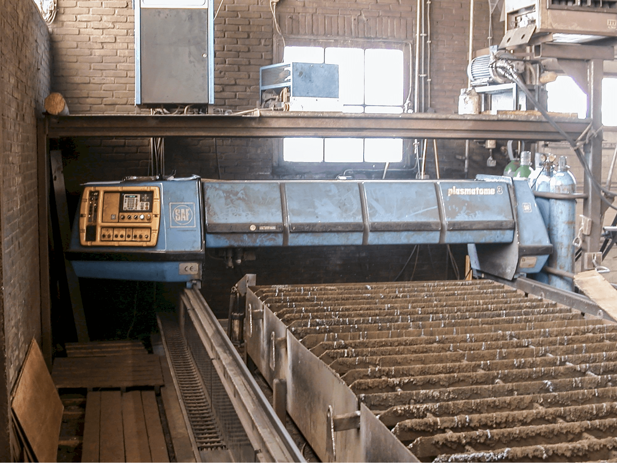 Front view of SAF PLASMATOME 3 Machine