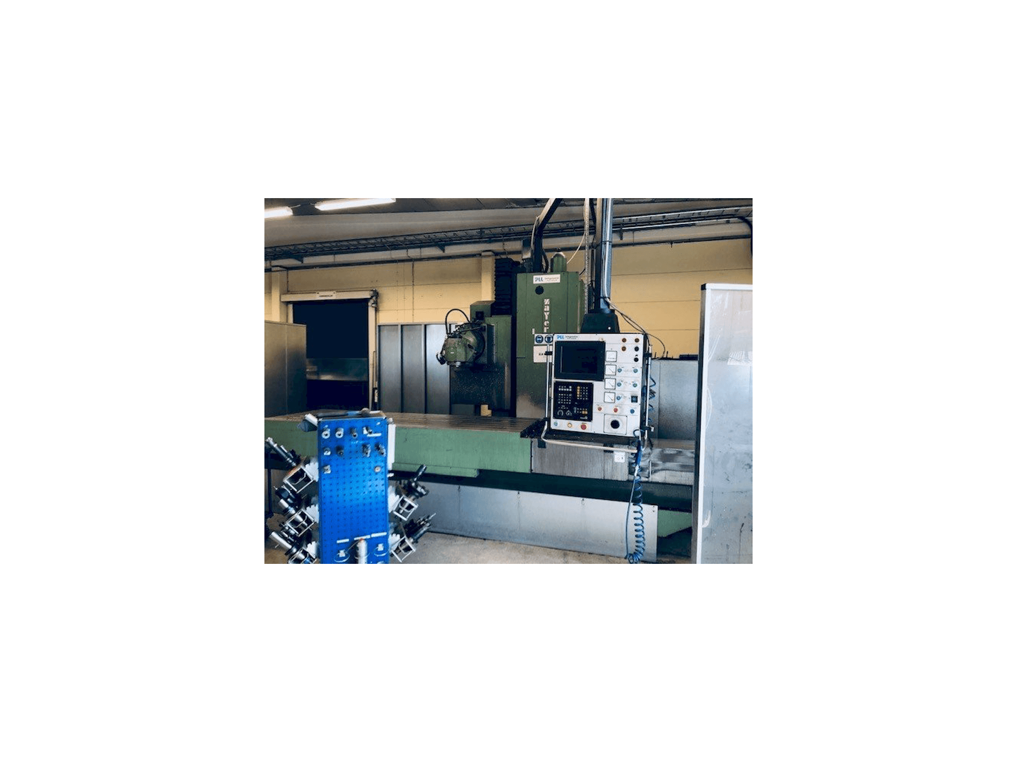 Front view of Zayer KF 3000 machine