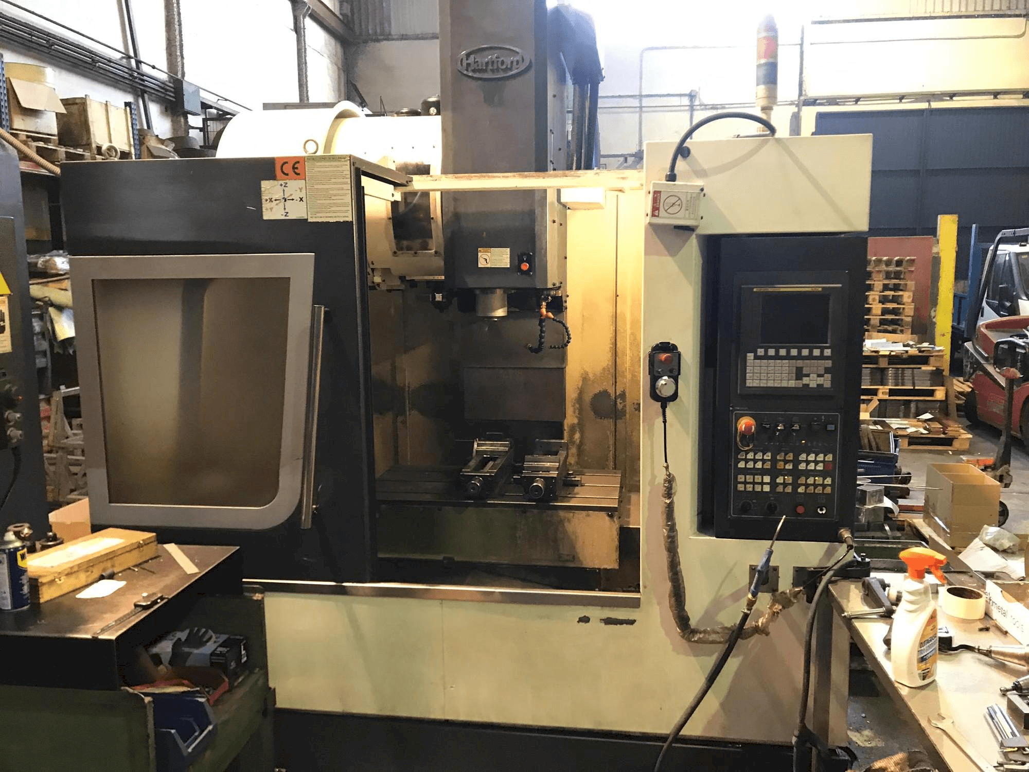 Front view of Hartford LG-800 machine