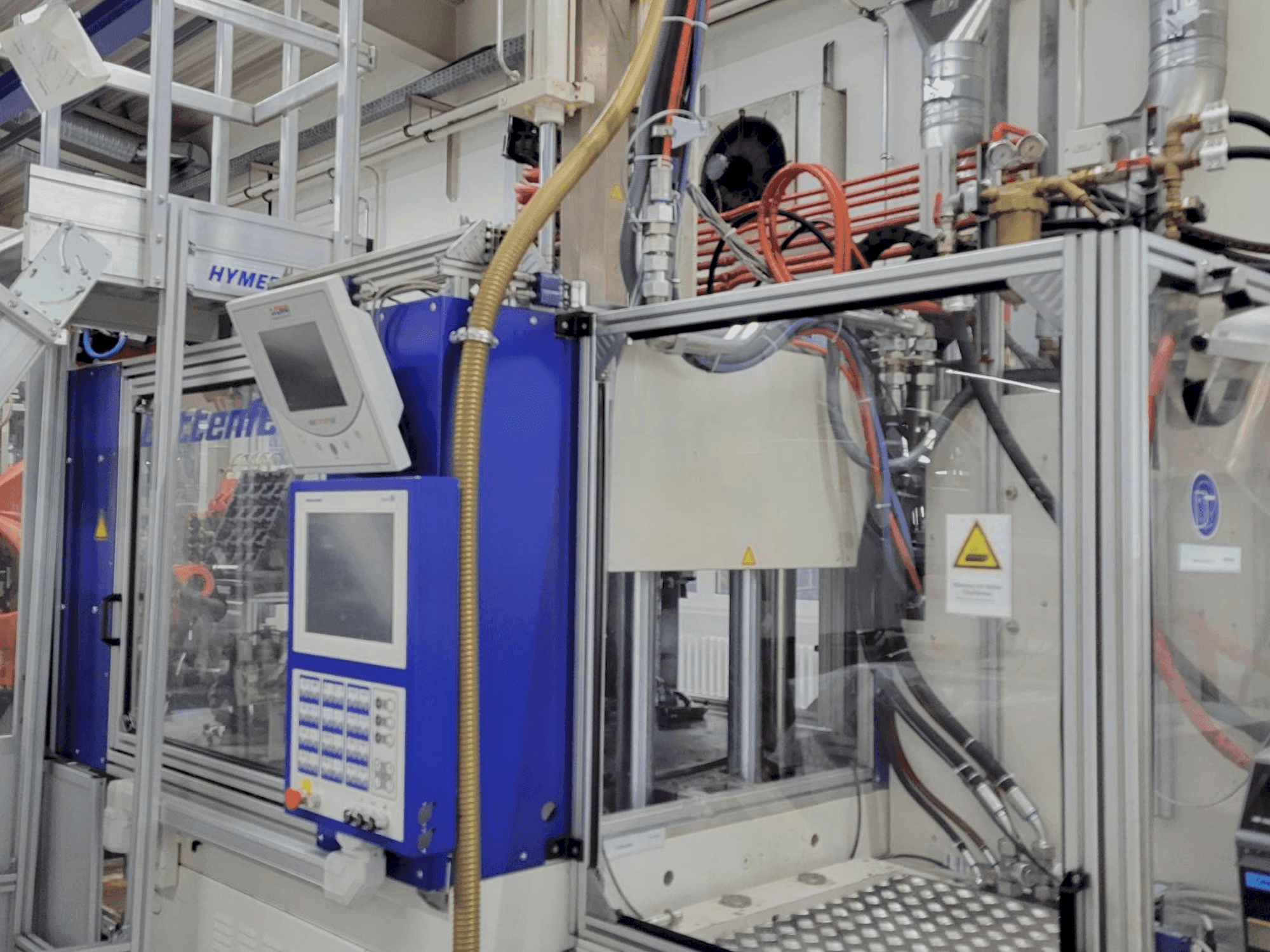 Front view of Battenfeld VM 150/750V R1520 UNIGLOG B6S machine