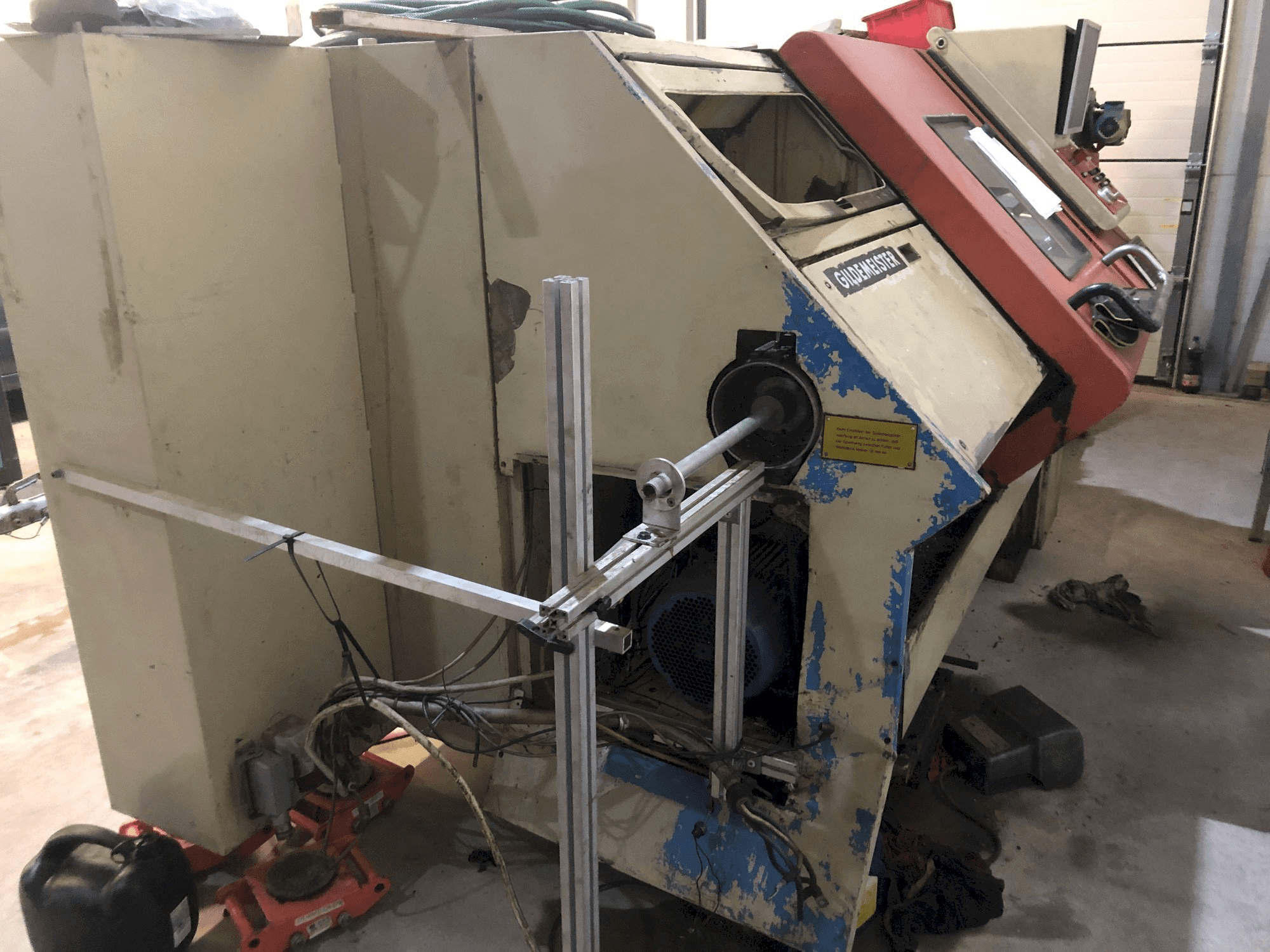 Left side view of Gildemeister NEF CT 40 machine