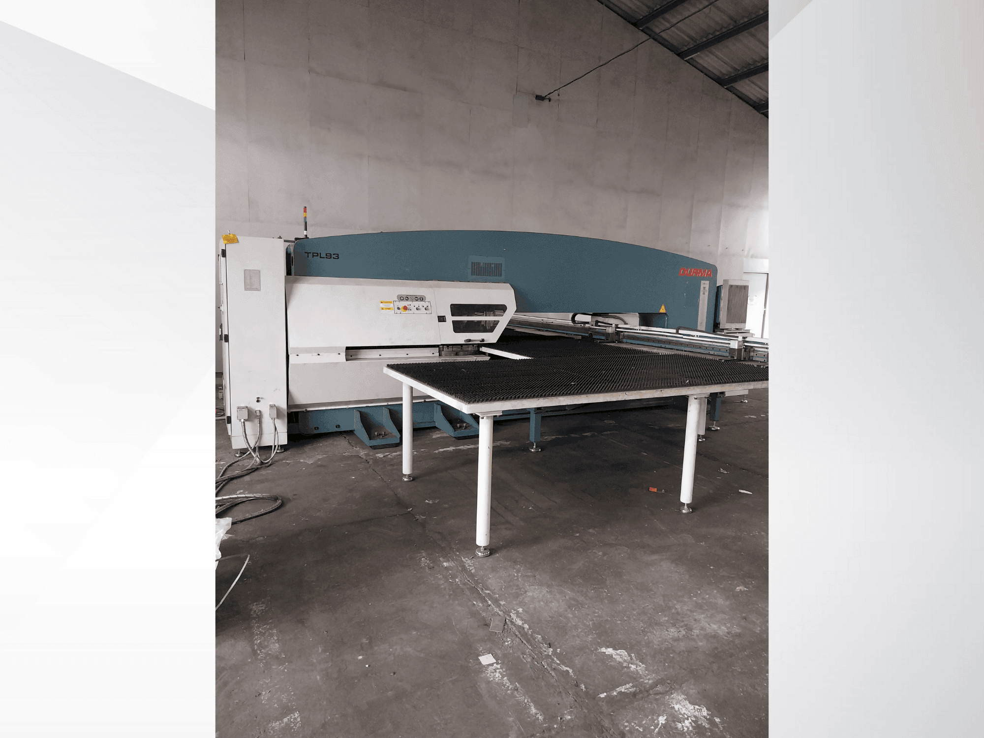 Front view of Durma TPL93 machine