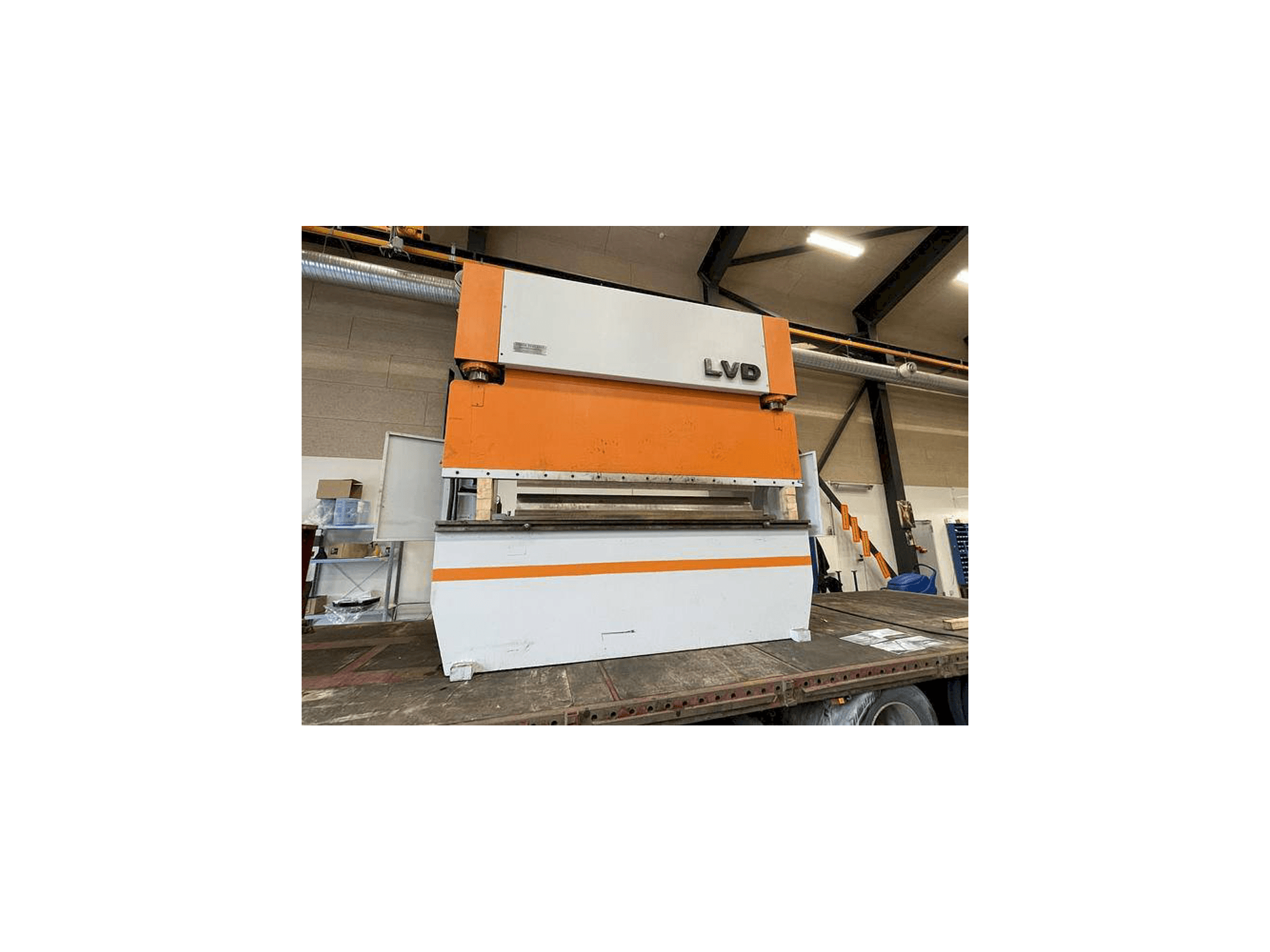 Front view of LVD PP 100 machine