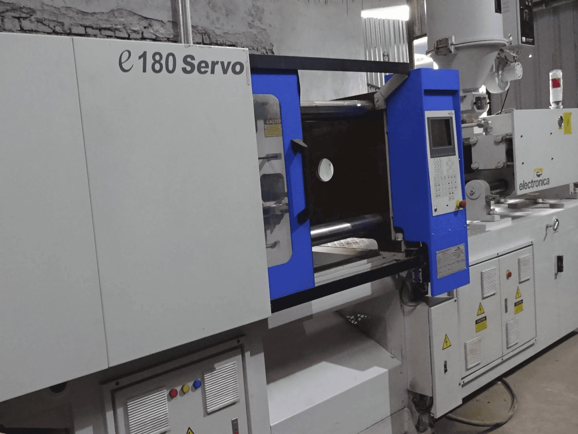 Front view of Electronica EP01800126 Machine