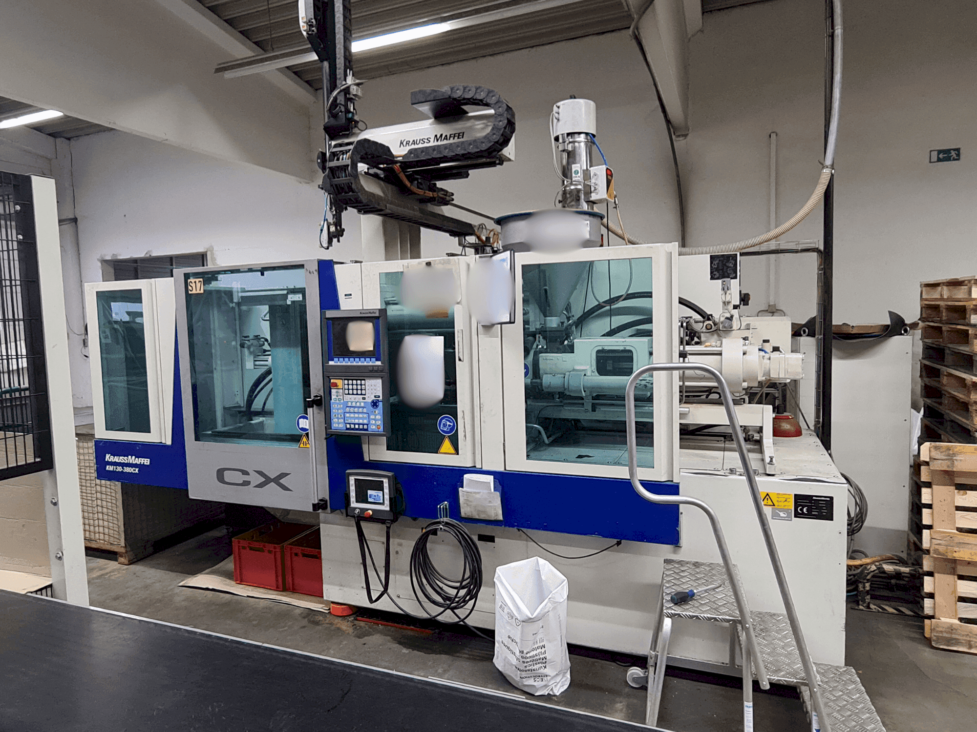 Front view of Krauss Maffei 130-380 CX machine