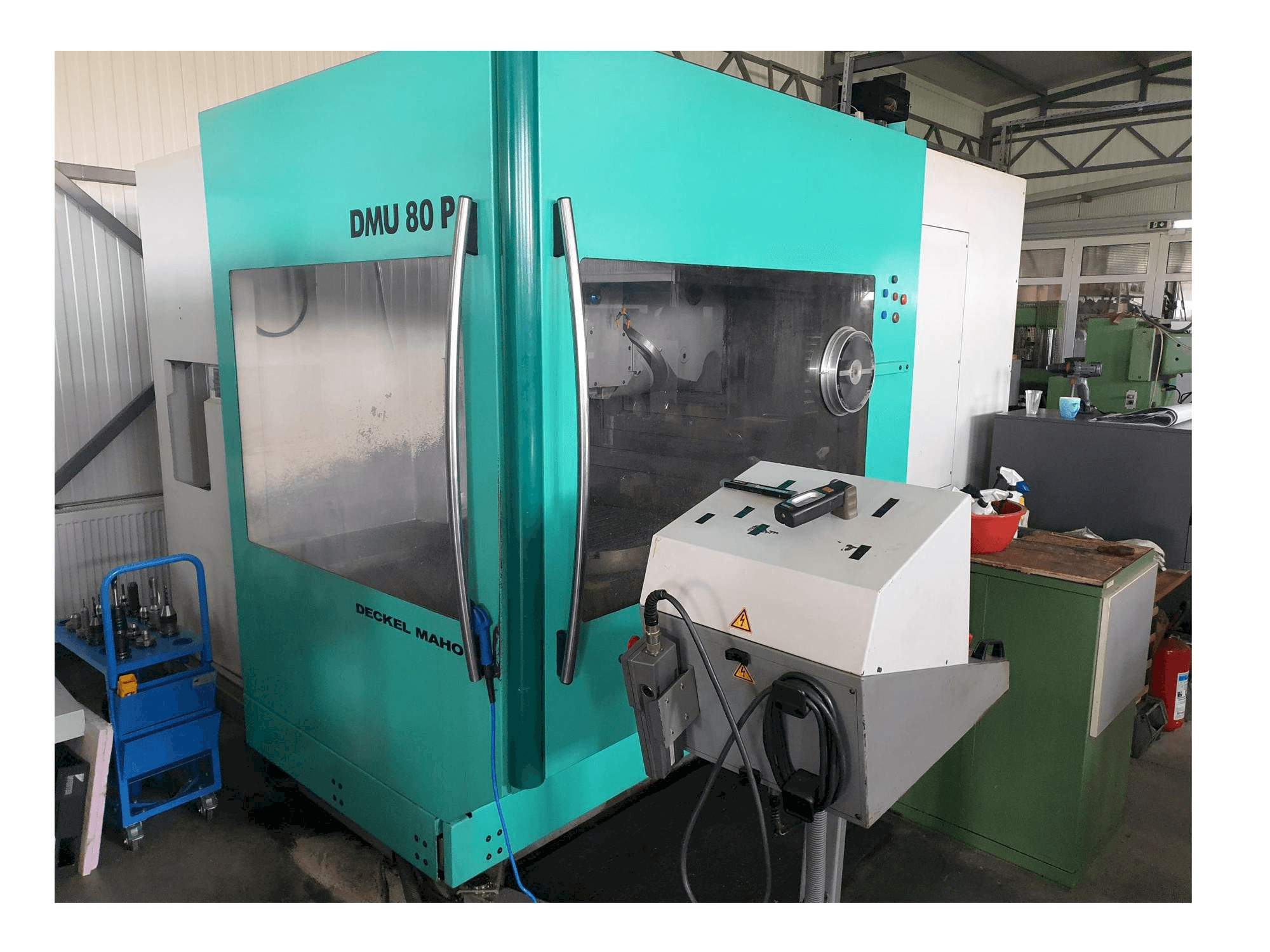 Front view of DECKEL MAHO DMU 80 P machine