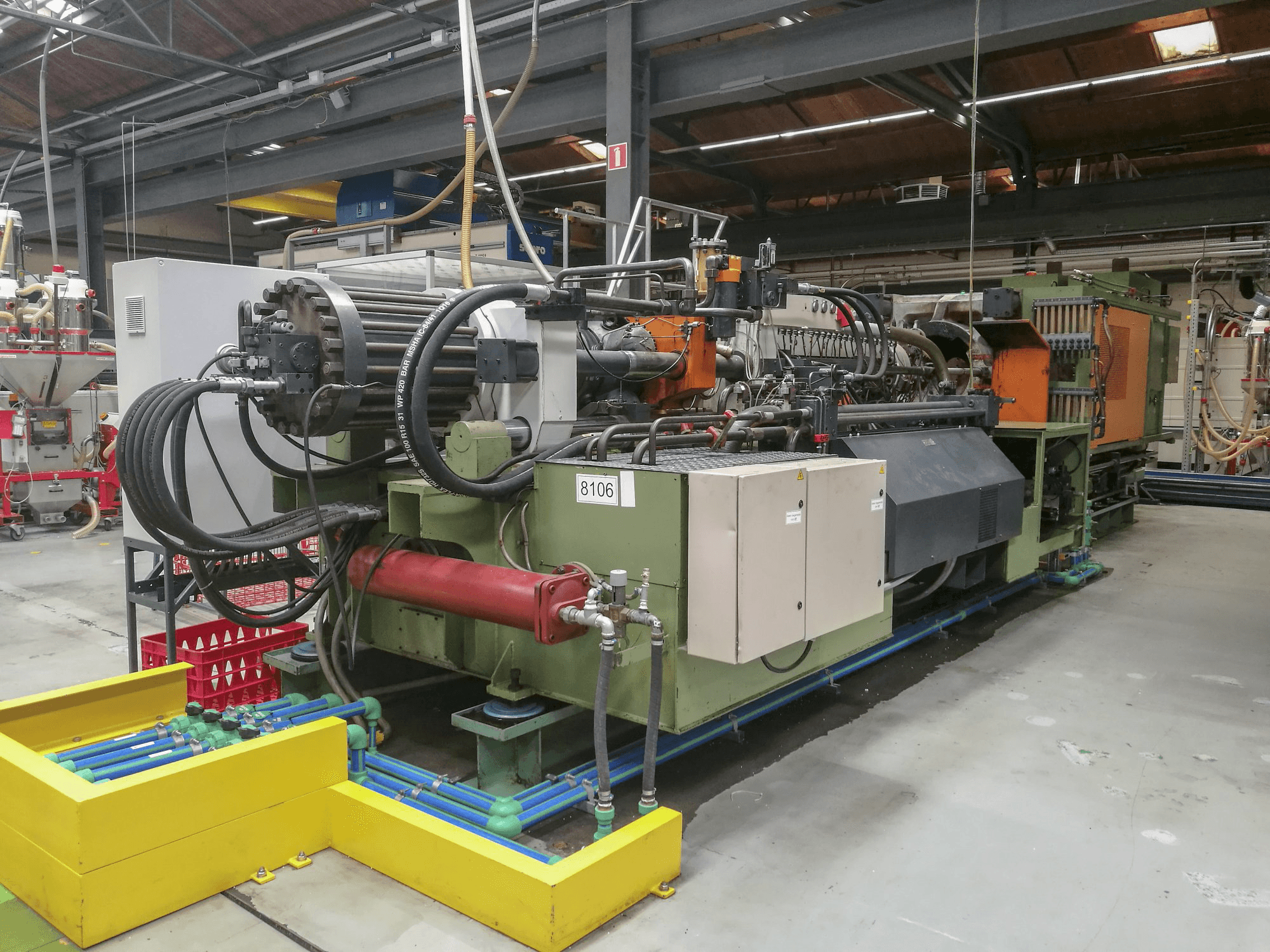 Left view of Windsor HIS 800 D machine