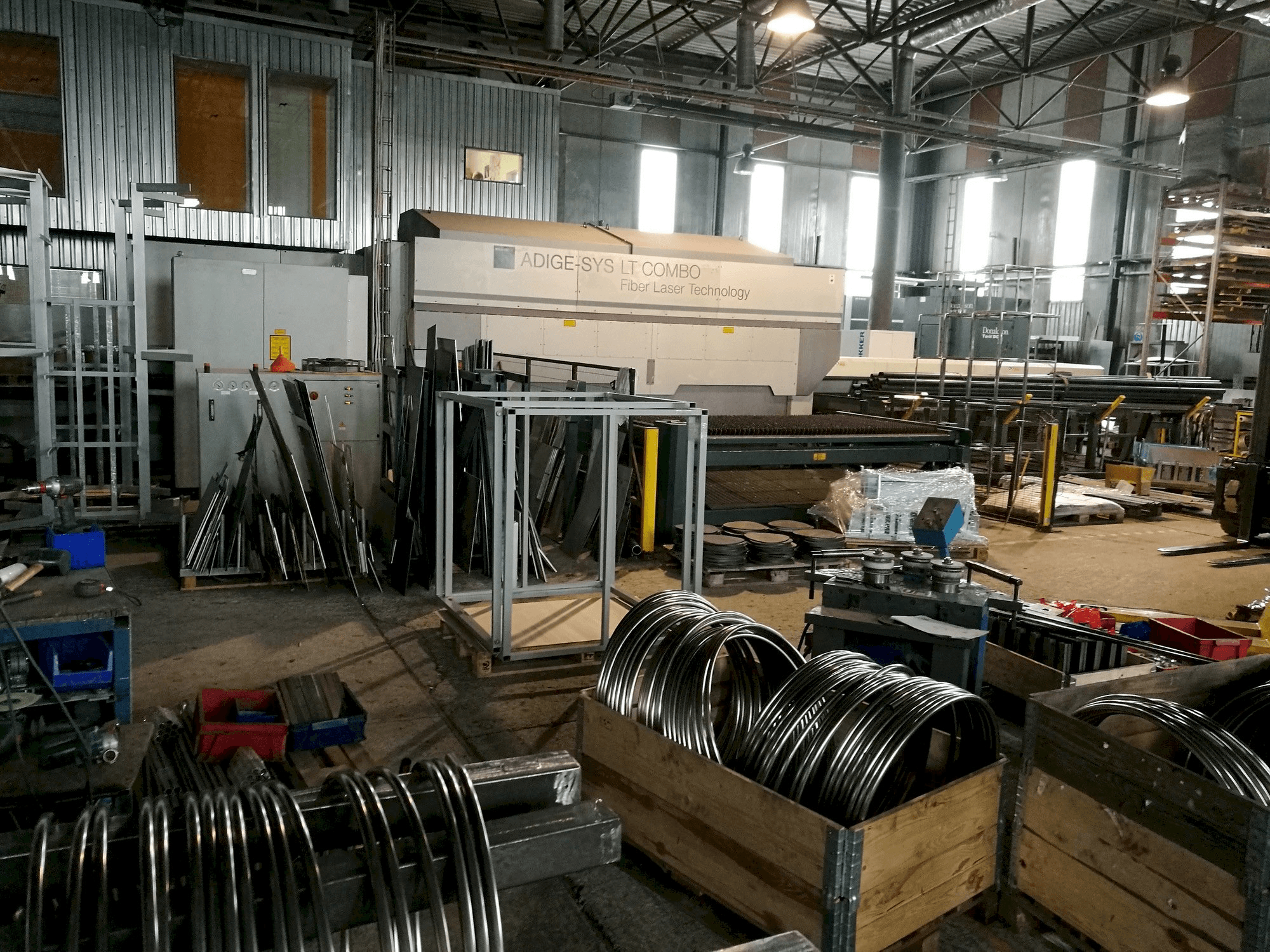 Front view of BLM ADIGE-SYS LT machine