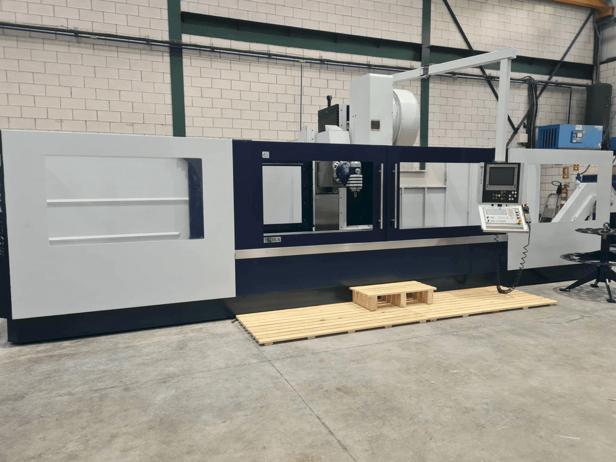 Front view of Soraluce TA-35A machine