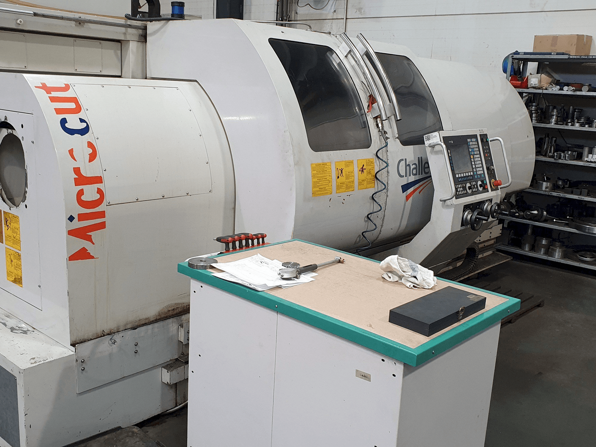 Front view of MICROCUT BNC-2280X machine