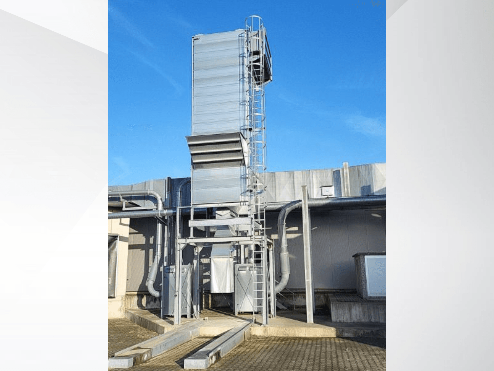 SCHUKO Solo-160-2323/30/182/BD wood machine viewed from the front, showcasing metallic structure and access ladder.