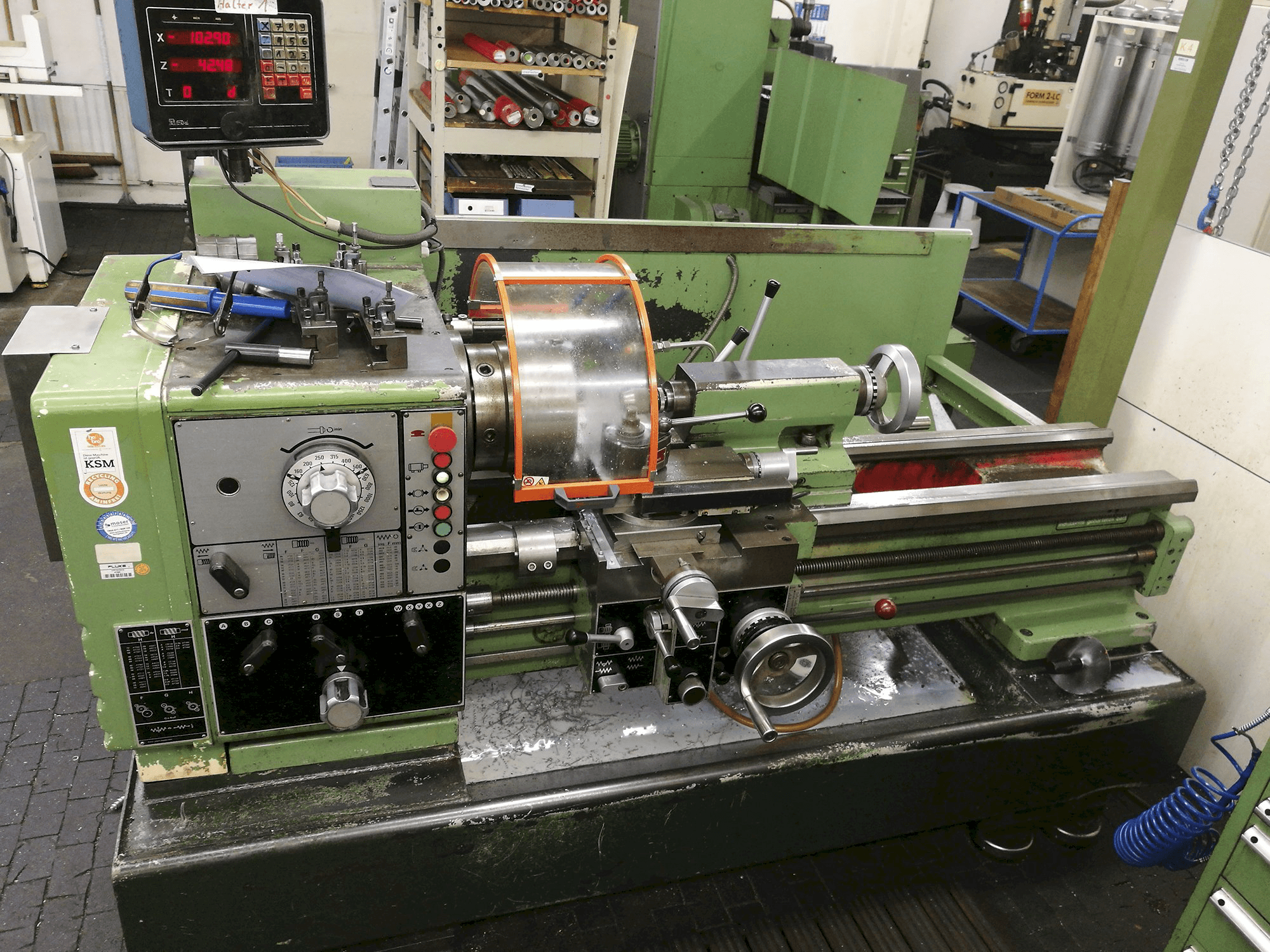 Front view of Harrison M400 Machine