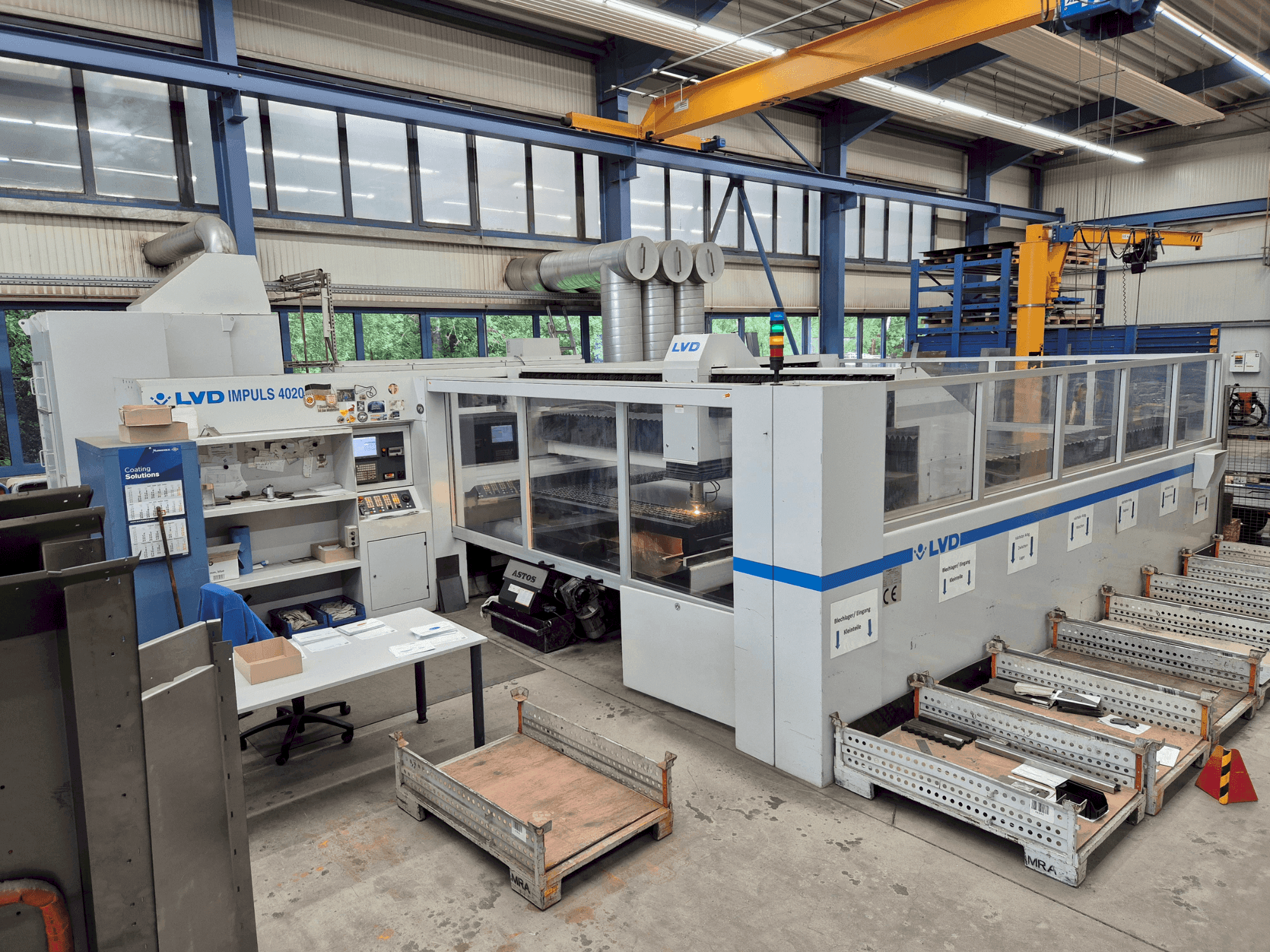 Front view of LVD Impuls 4020 machine