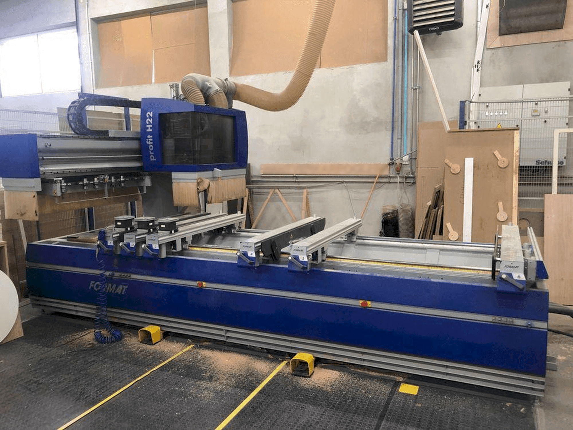 Front view of FORMAT4 Profit H22 machine