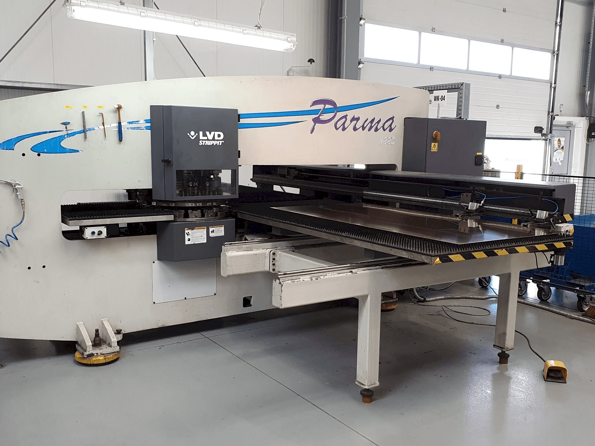 Front view of LVD PARMA 1225 TK machine