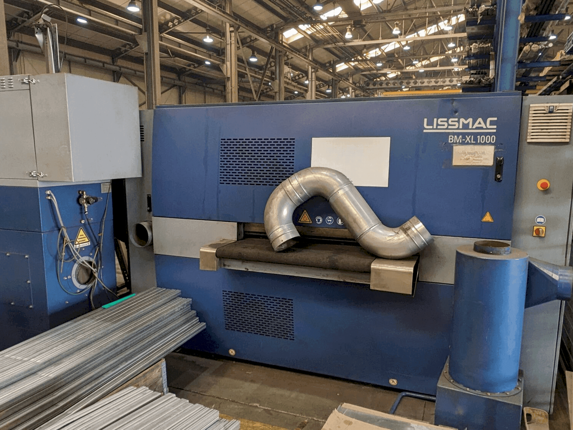 Front view of LISSMAC SBM XL 1000 S2B2 machine