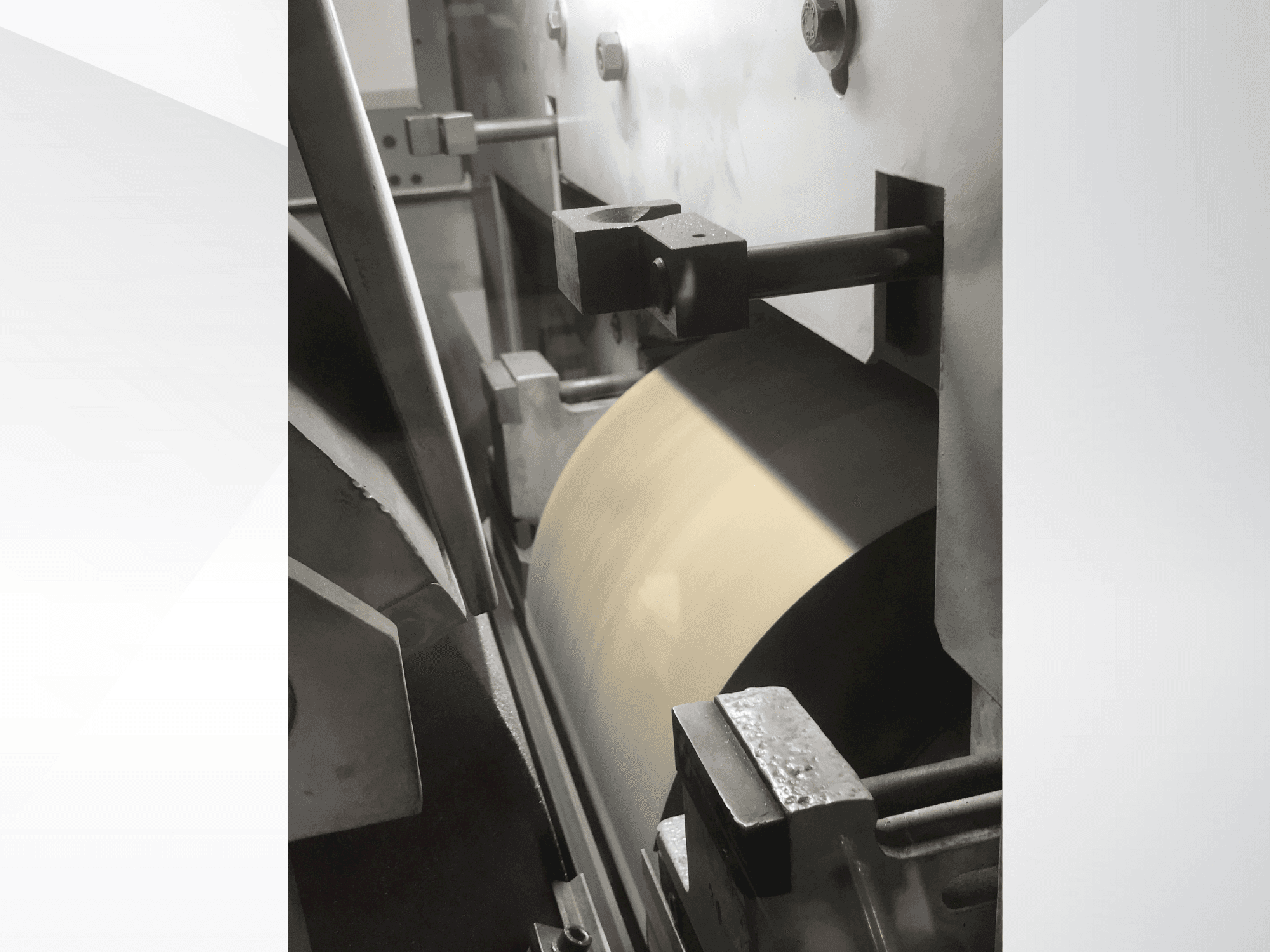 Detail of Schaudt Mikrosa SASL 125 machine