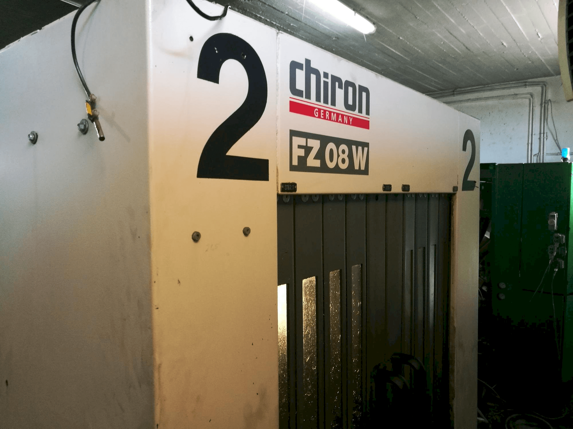 Front view of CHIRON FZ 08 W machine