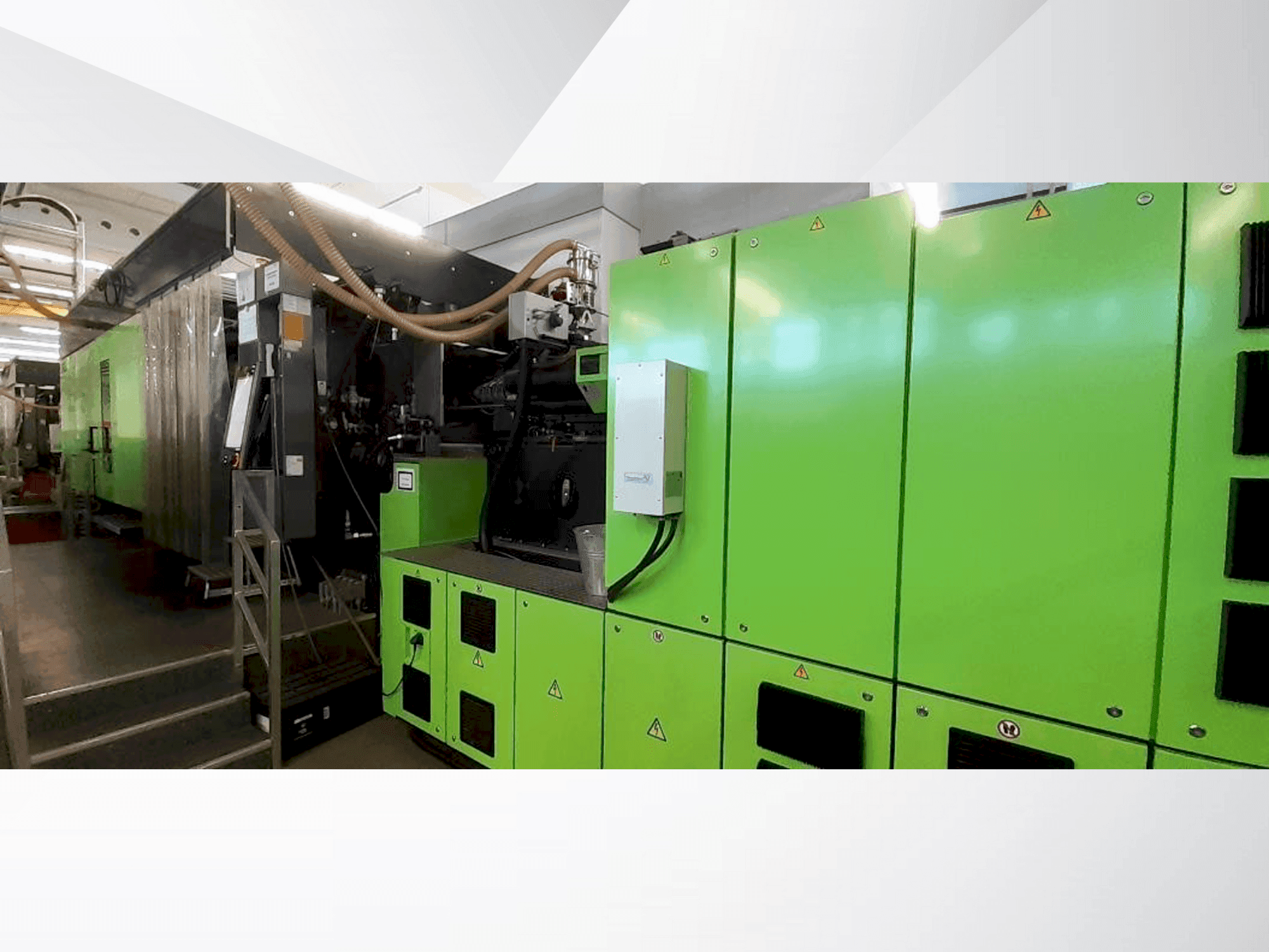 Front view of Engel Duo 740 H / 740 M / 500 WPX combi M machine