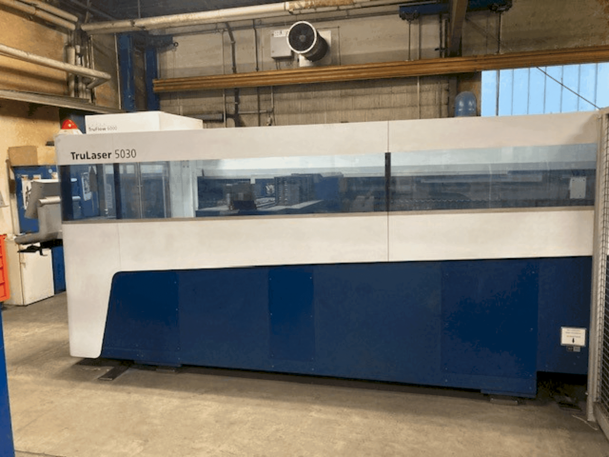 Front view of TRUMPF TruLaser 5030 (L52) machine
