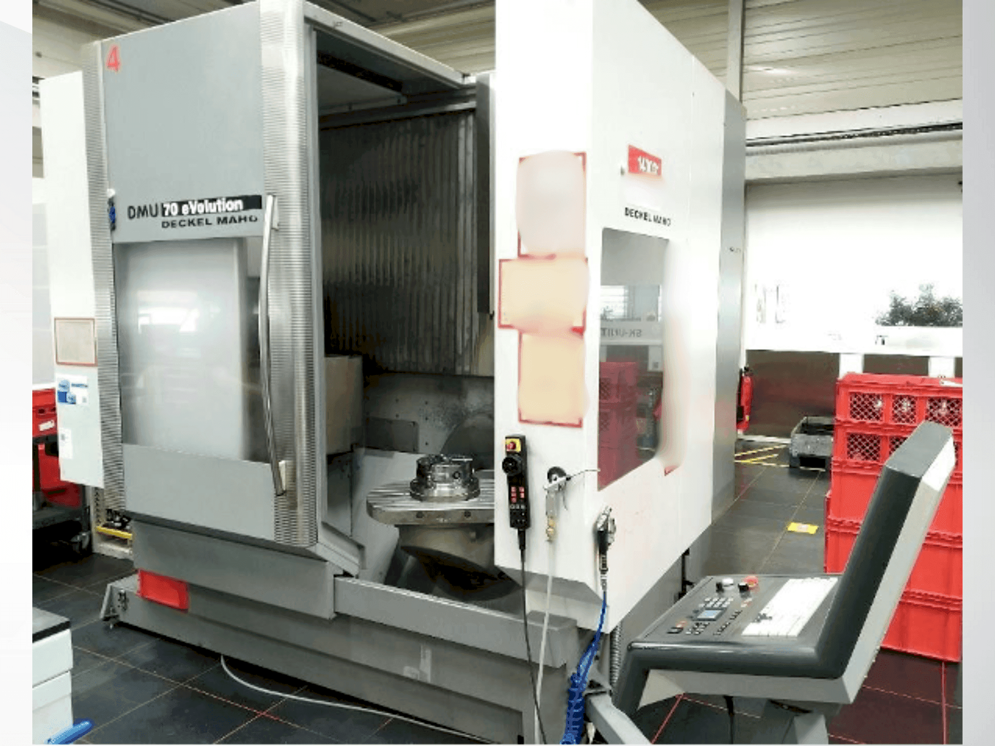 Front view of DECKEL DMU 70 eVolution machine