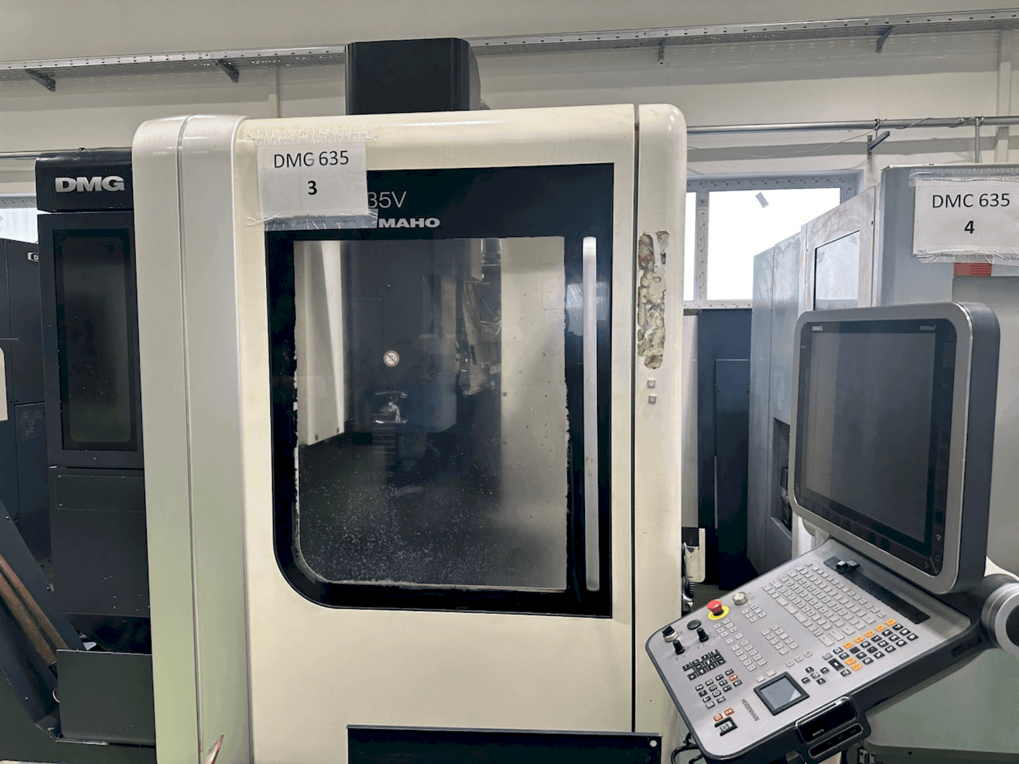 Front view of DECKEL MAHO DMC 635 V machine