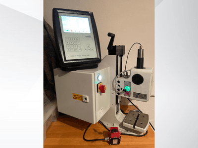 SCHMIDT® PressControl 600, front view, showing control panel, power button, and hydraulic press with safety features.