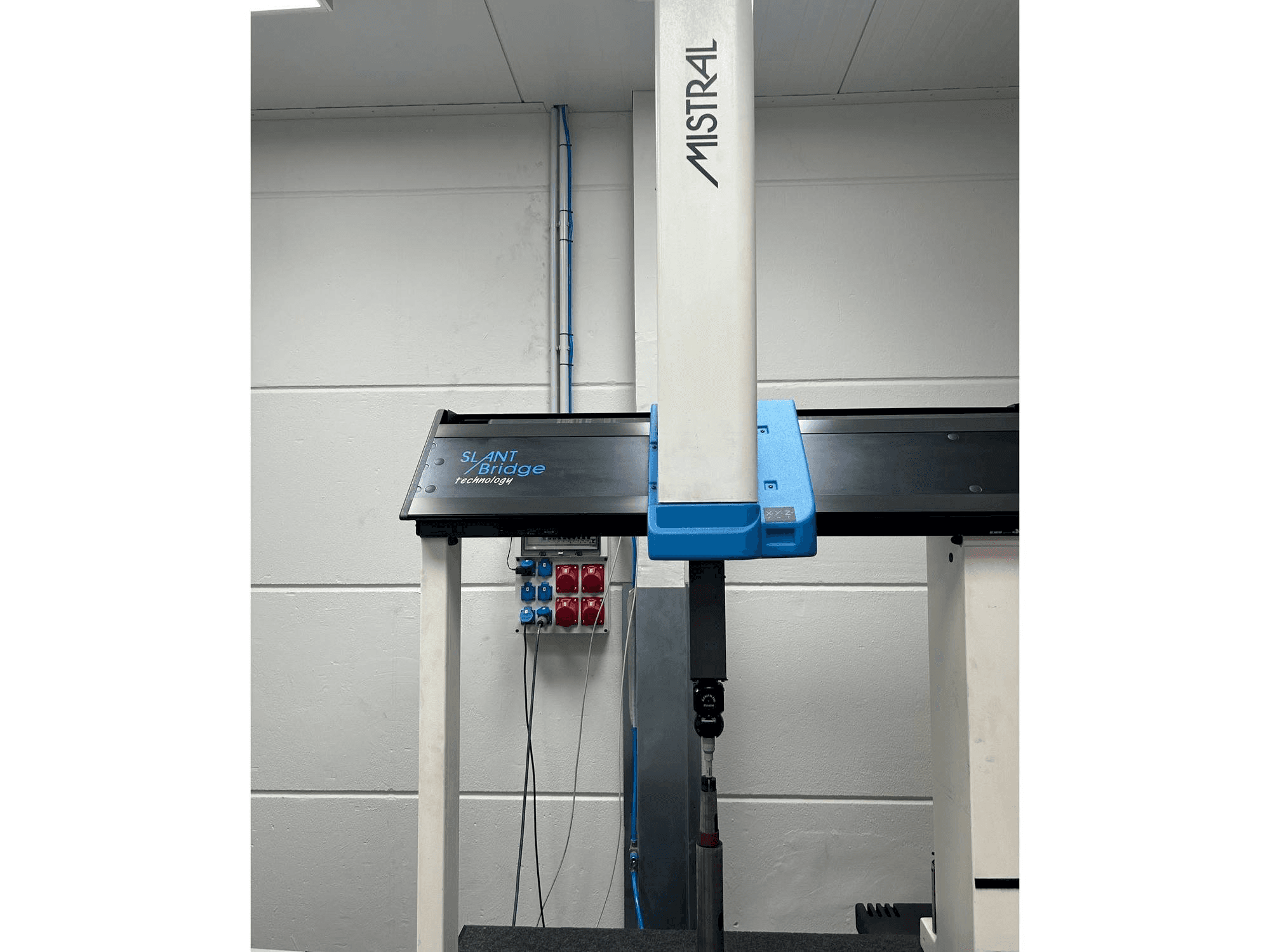 Front view of DEA Mistrall machine