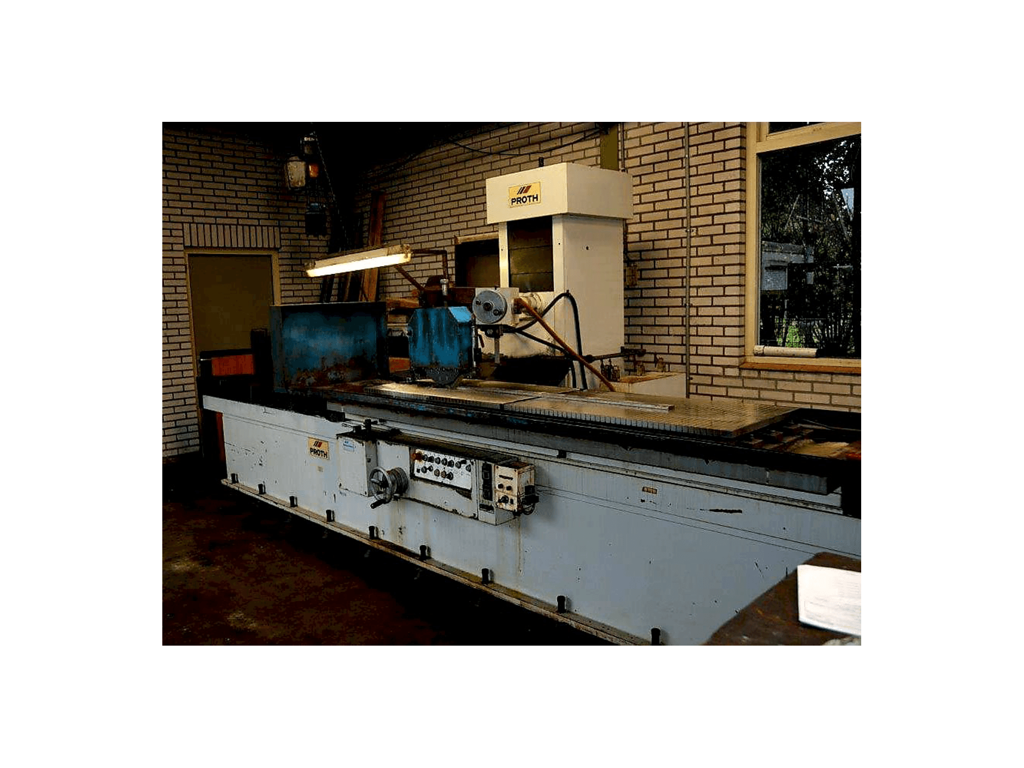 Right view of Proth PSGC-60220AHR Machine