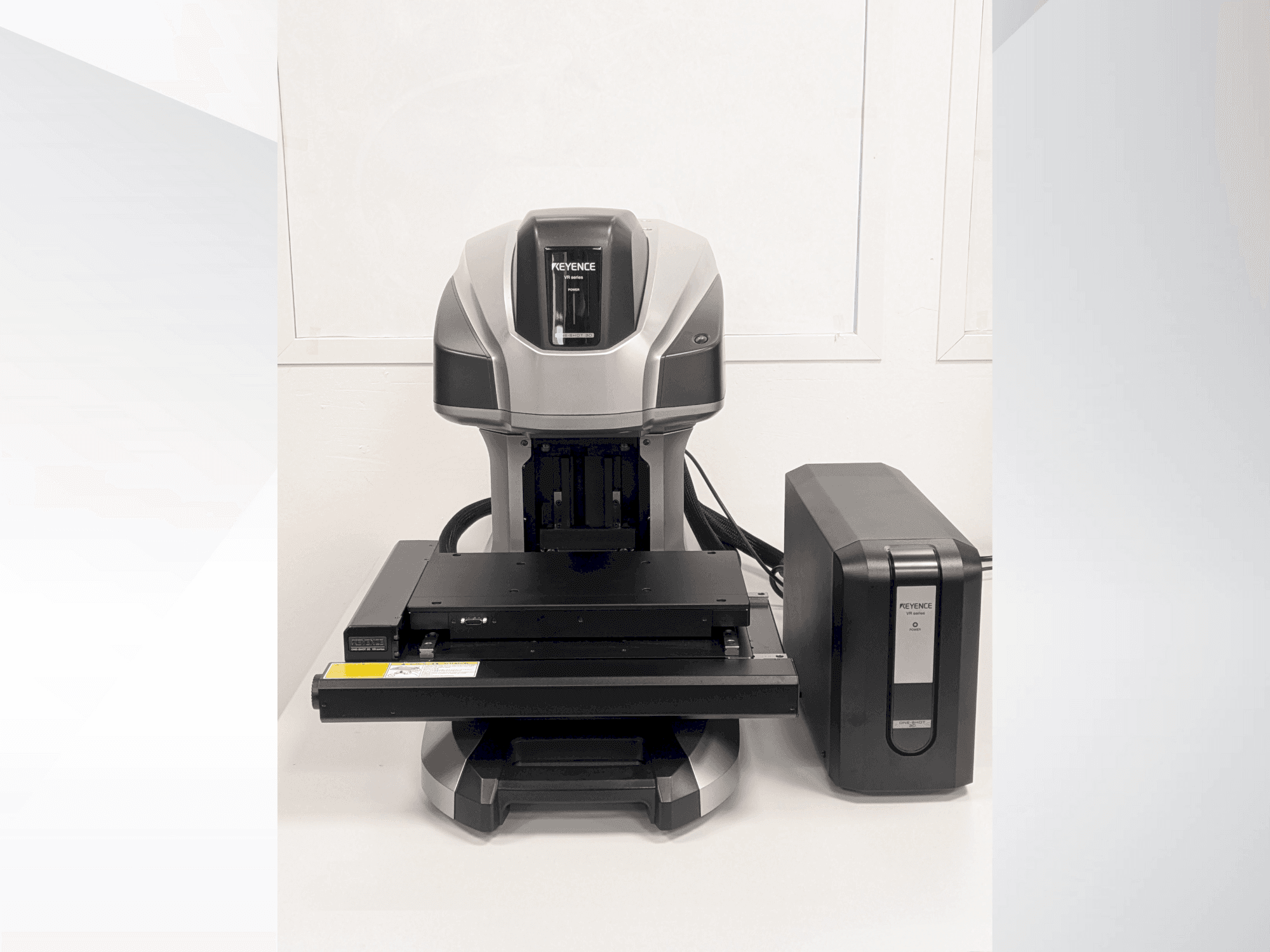 Front view of KEYENCE VR-6200 machine