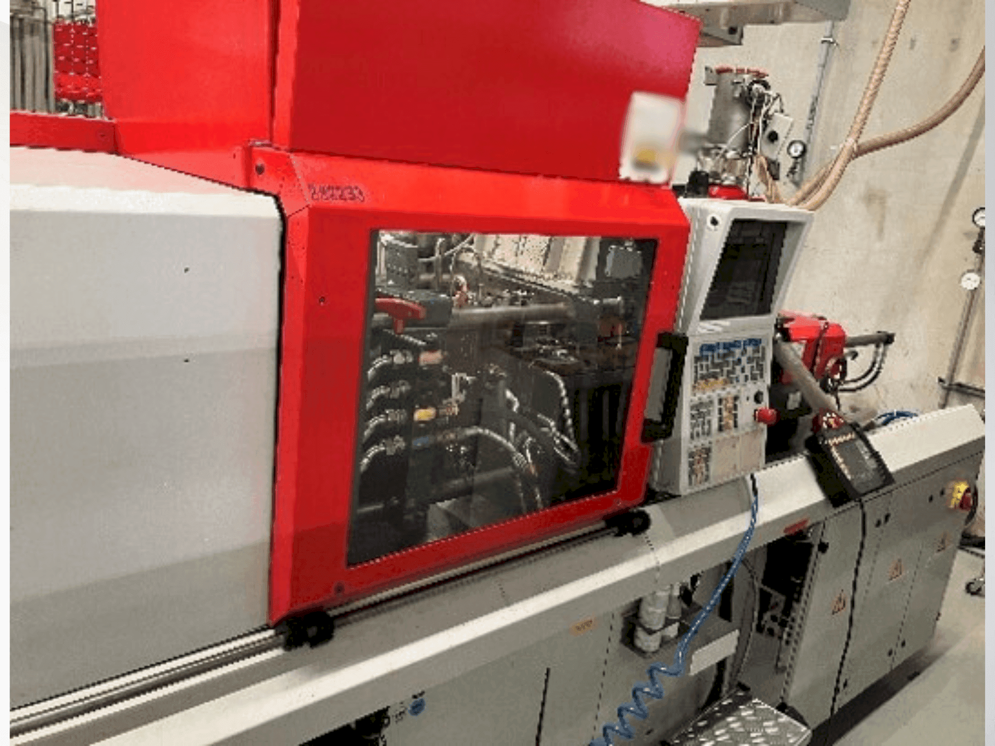 Front view of Arburg Allrounder 320 U 500-150 machine