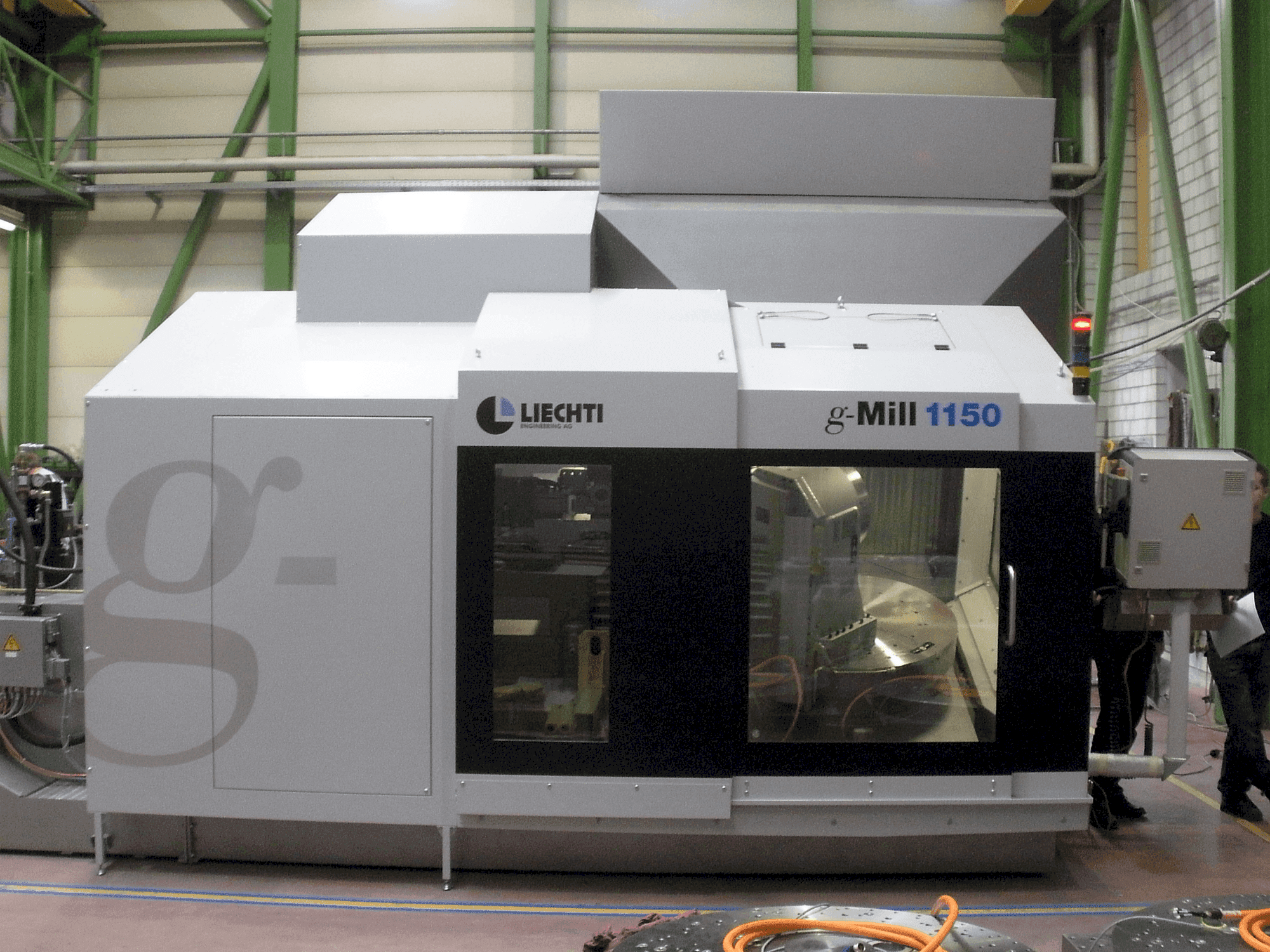 Front view of Liechti G-Mill 1150 machine