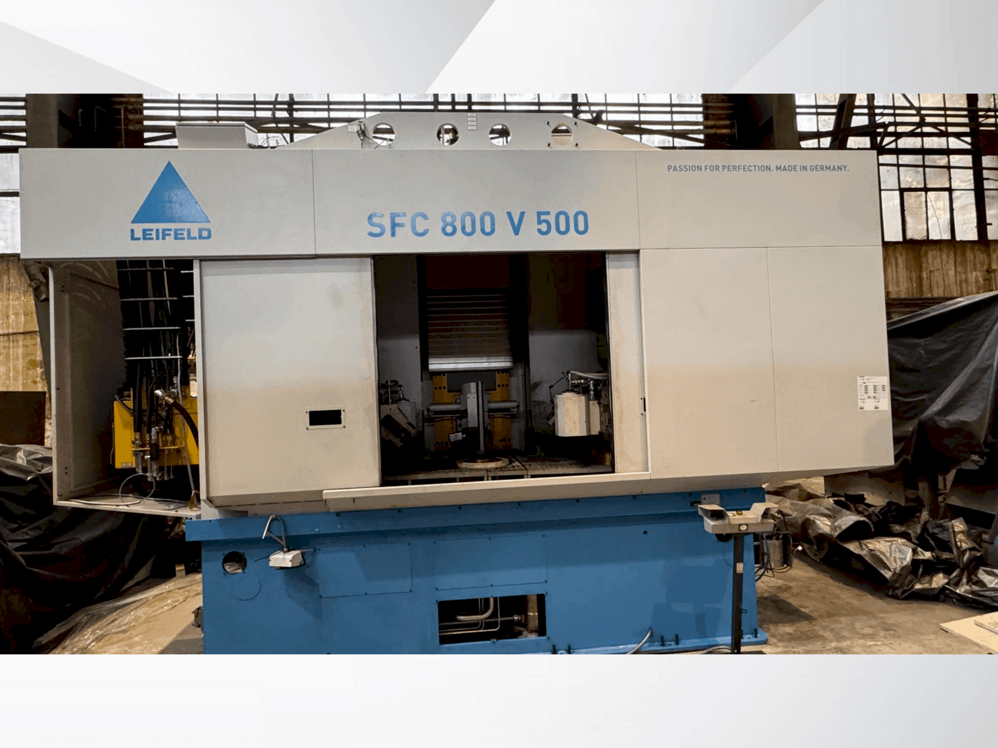 Front view of LEIFELD SFC 800 V 500 machine