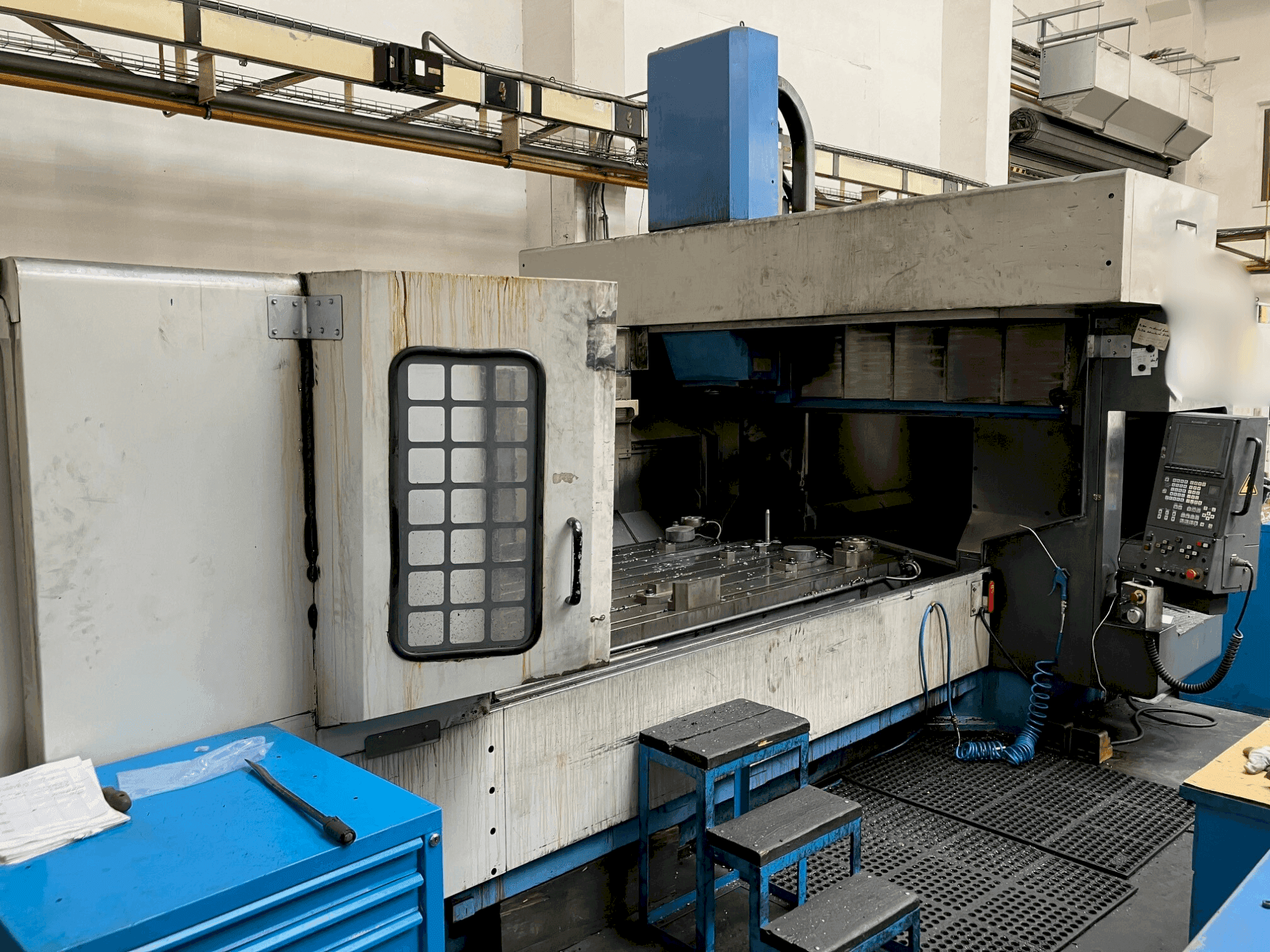 Front view of Mazak FJV 60/120 machine