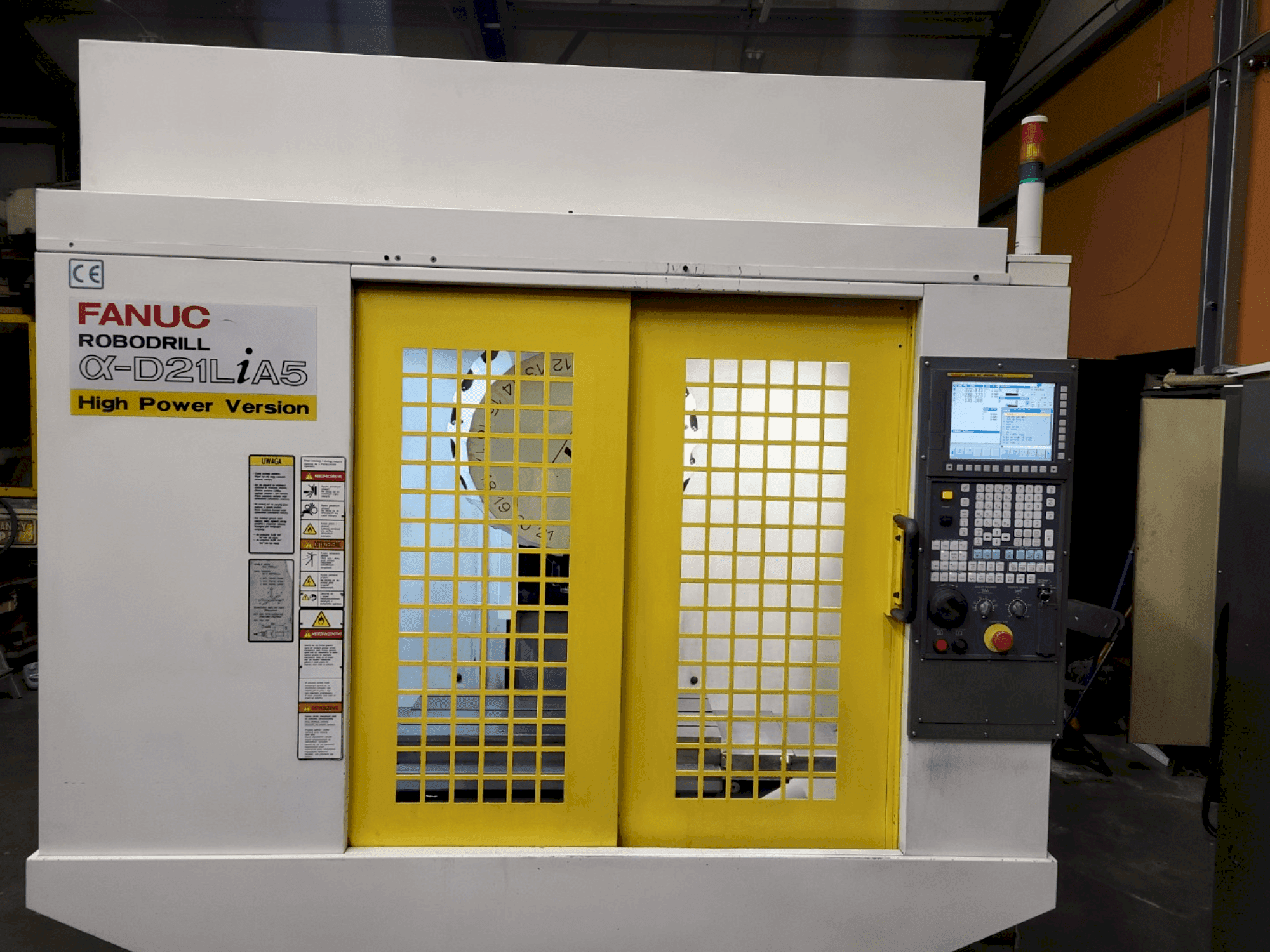 Front view of FANUC Robodrill α-D21LiA5 machine