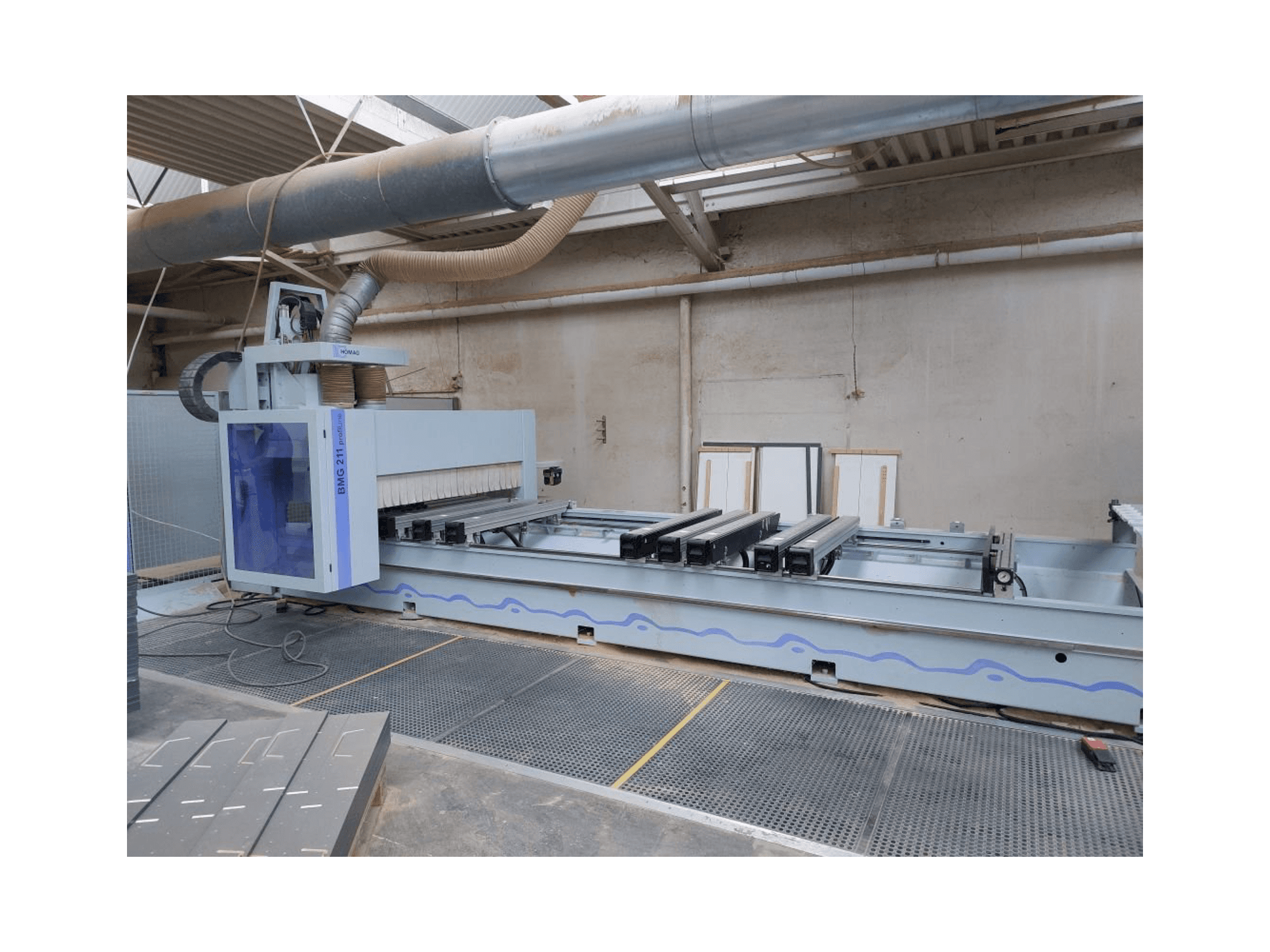 Front view of HOMAG PROFI BMG211 / 45 / 15 / K machine