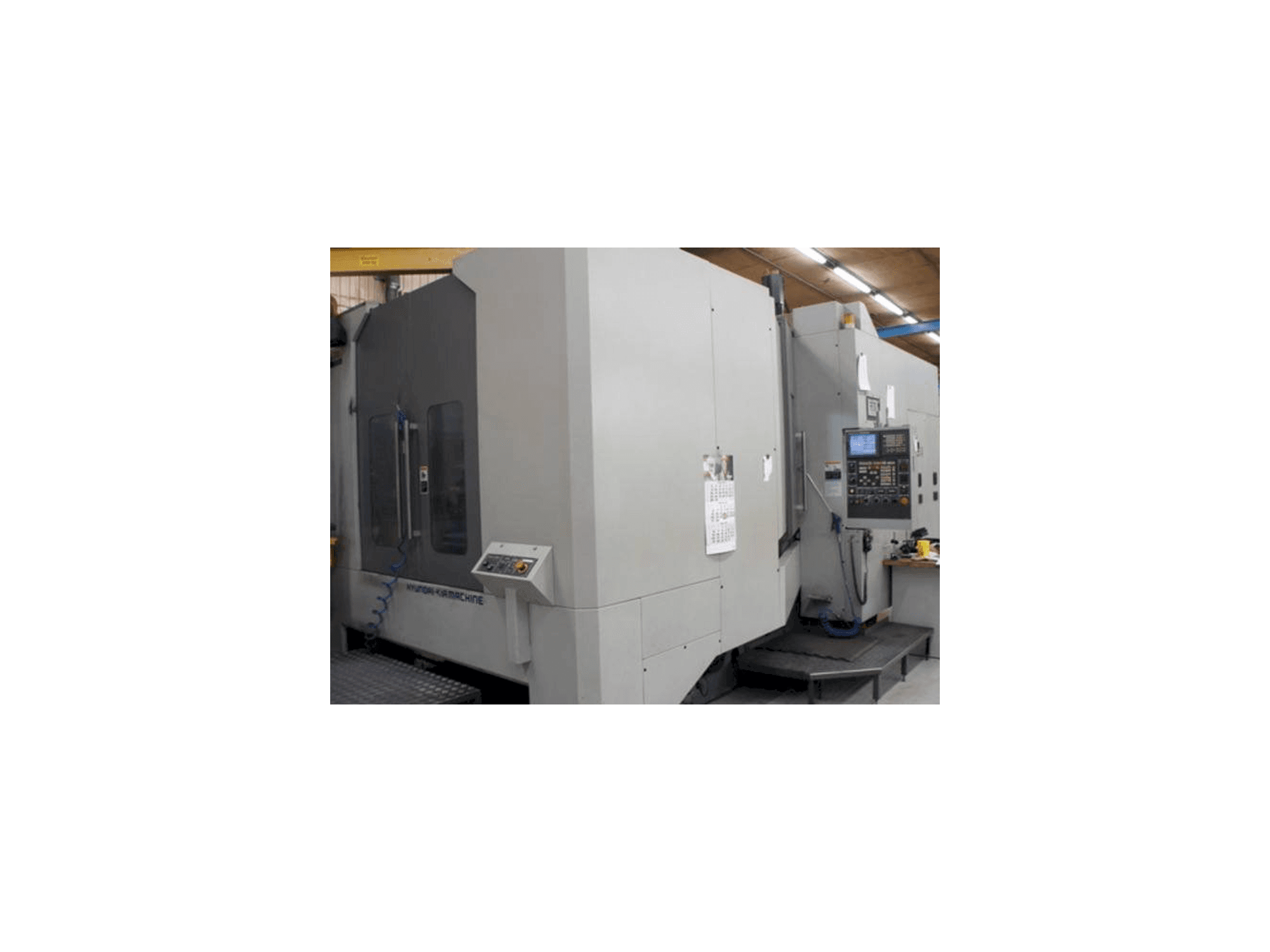 Front view of Hyundai HS 630/800 machine