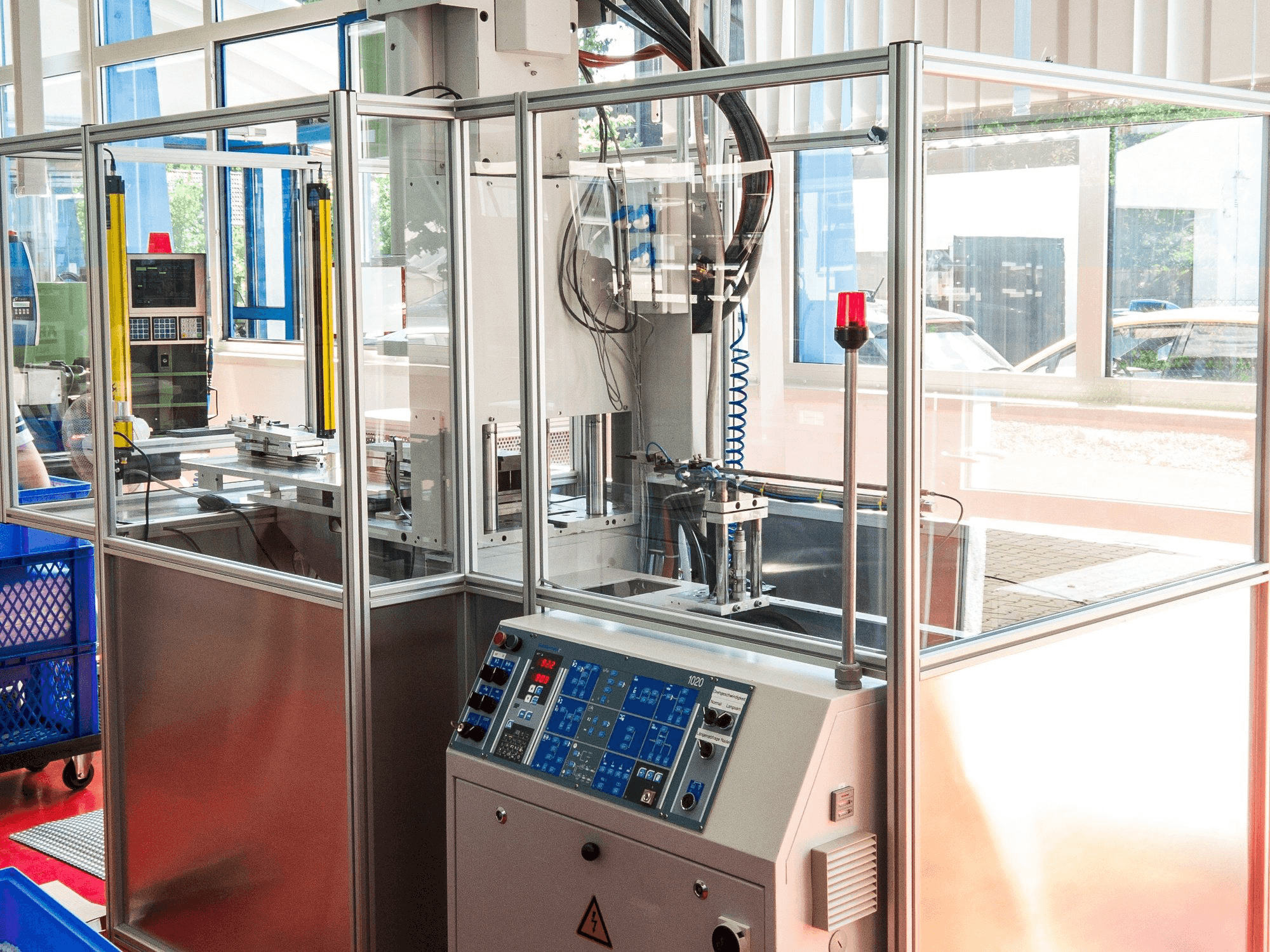 Front view of Battenfeld PLUS 250V50 machine