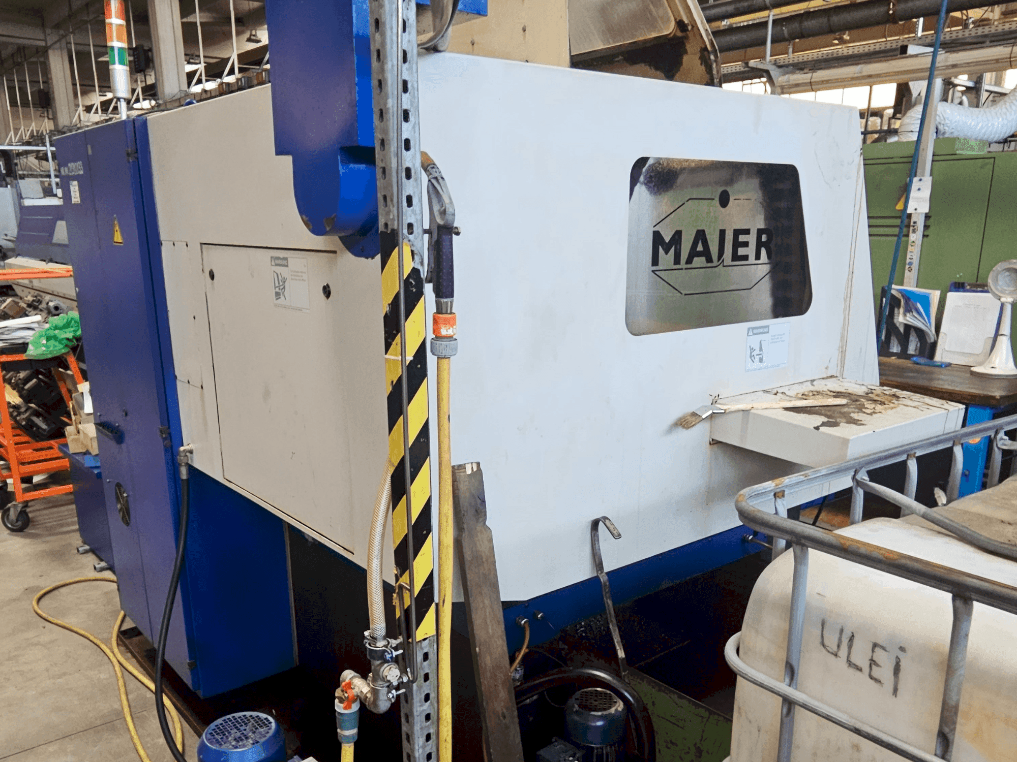 Front view of Maier ML 36D machine