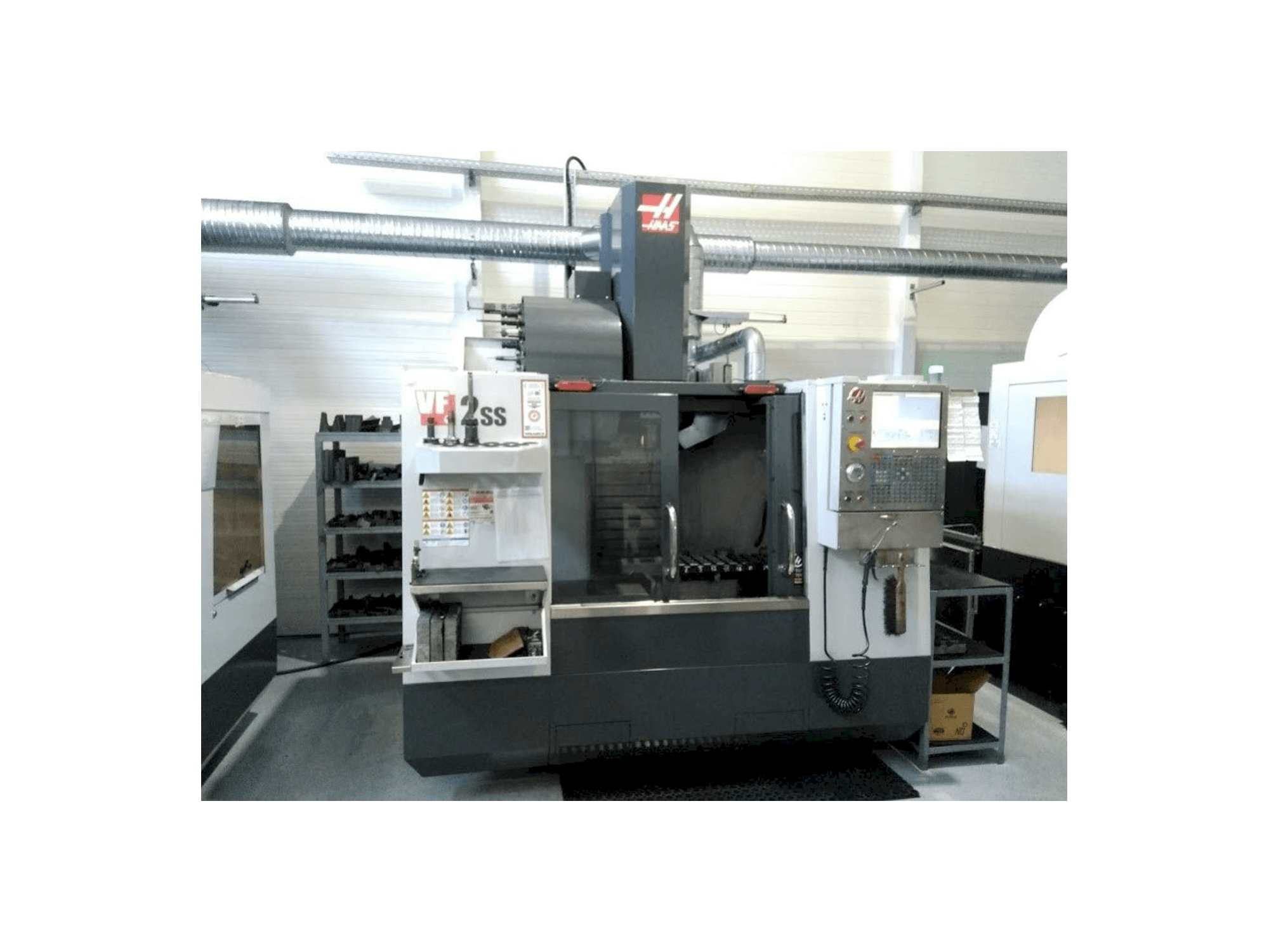 Front view of HAAS VF2 SS machine