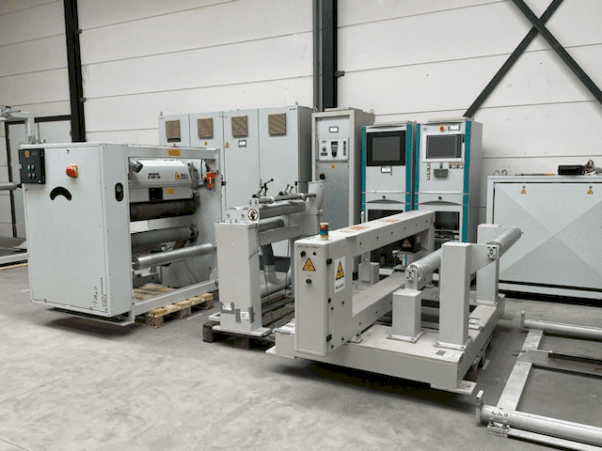 Front view of Battenfeld BA 60 machine