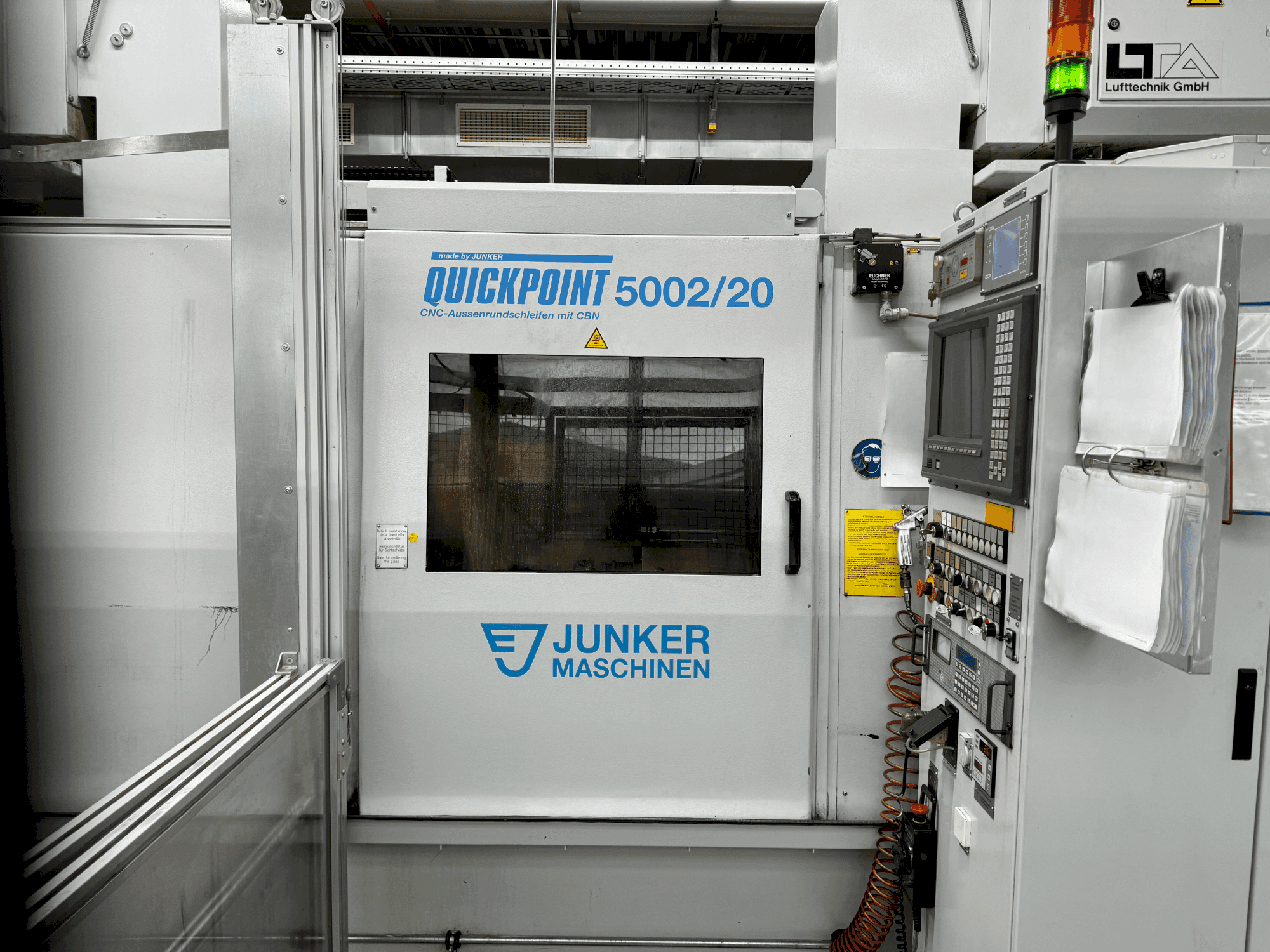 Front view of JUNKER Quickpoint 5002/20 machine