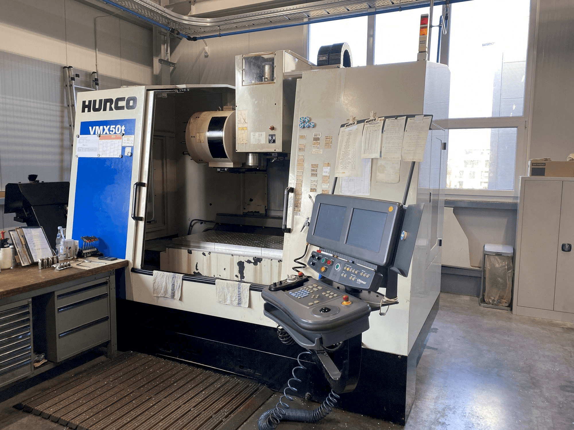 Front view of Hurco VMX 50/40T machine