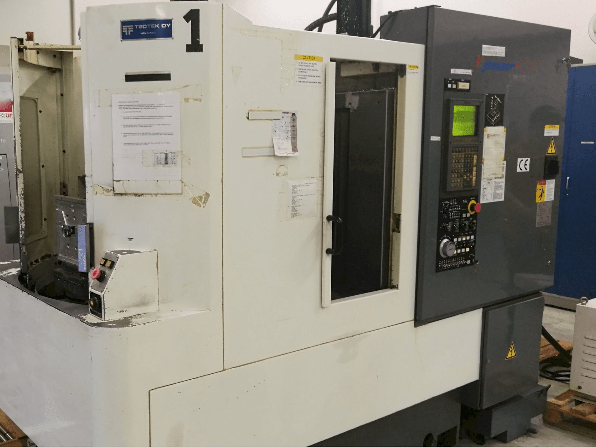 Left view of Kitamura Mycenter H250 Machine