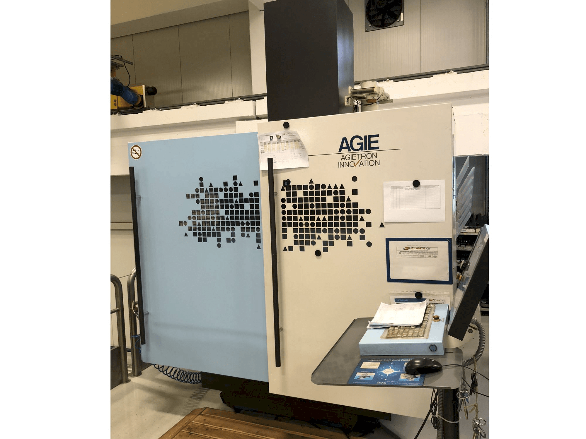 Front view of AGIE Innovation 3 machine