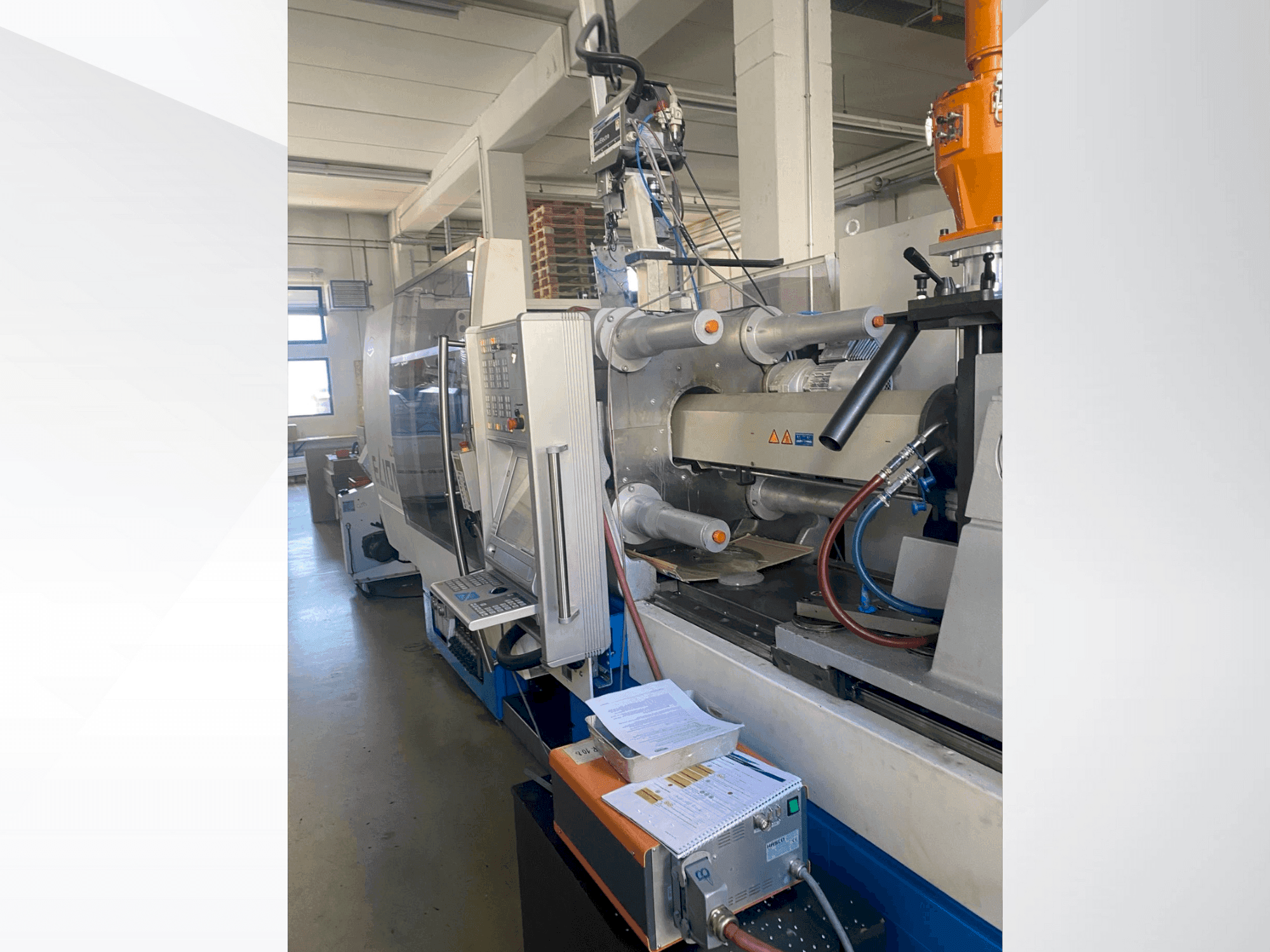 Front view of Netstal ELION 1200-530 PM machine