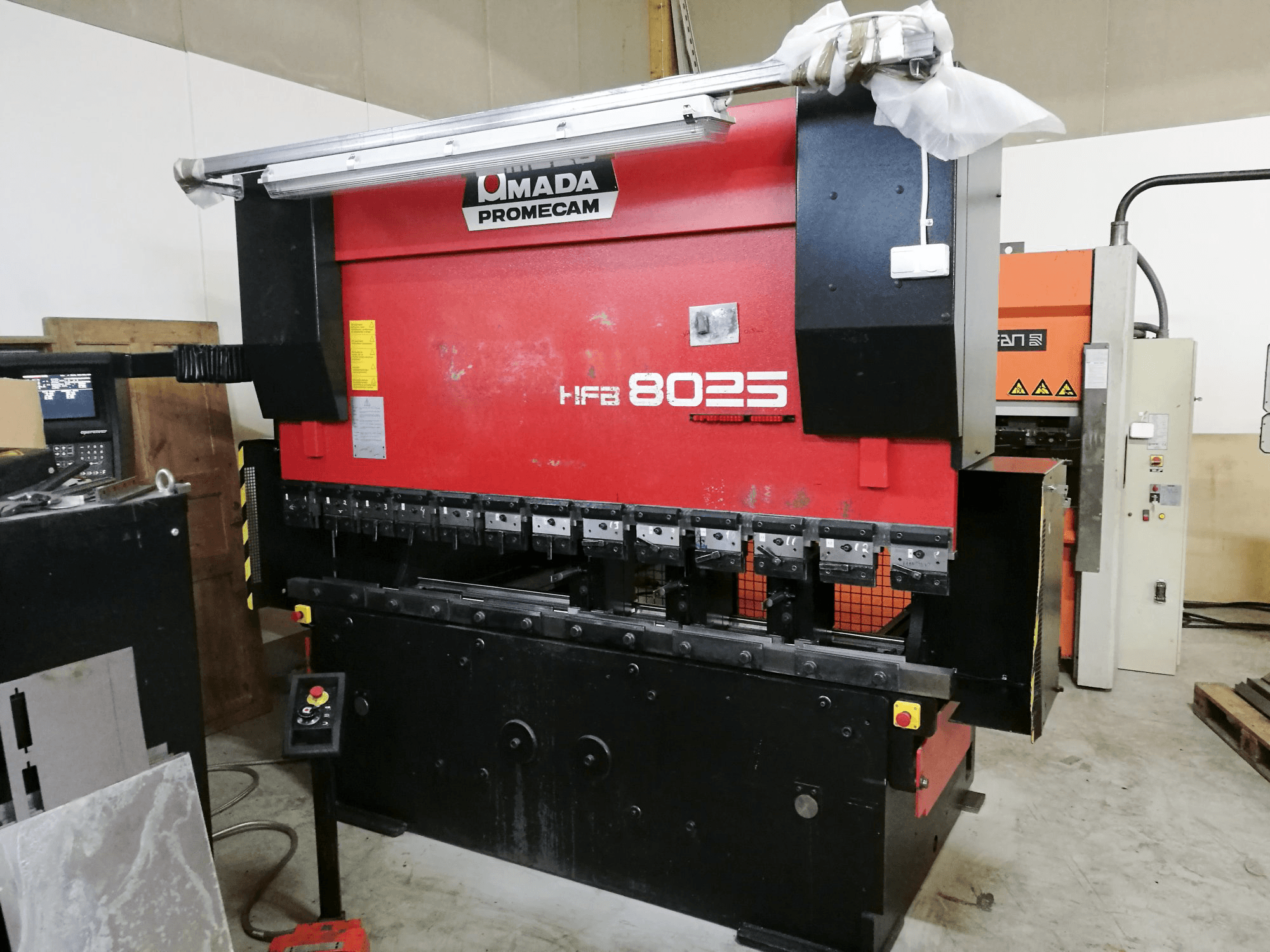 Back view of AMADA HFB 80-25 Machine